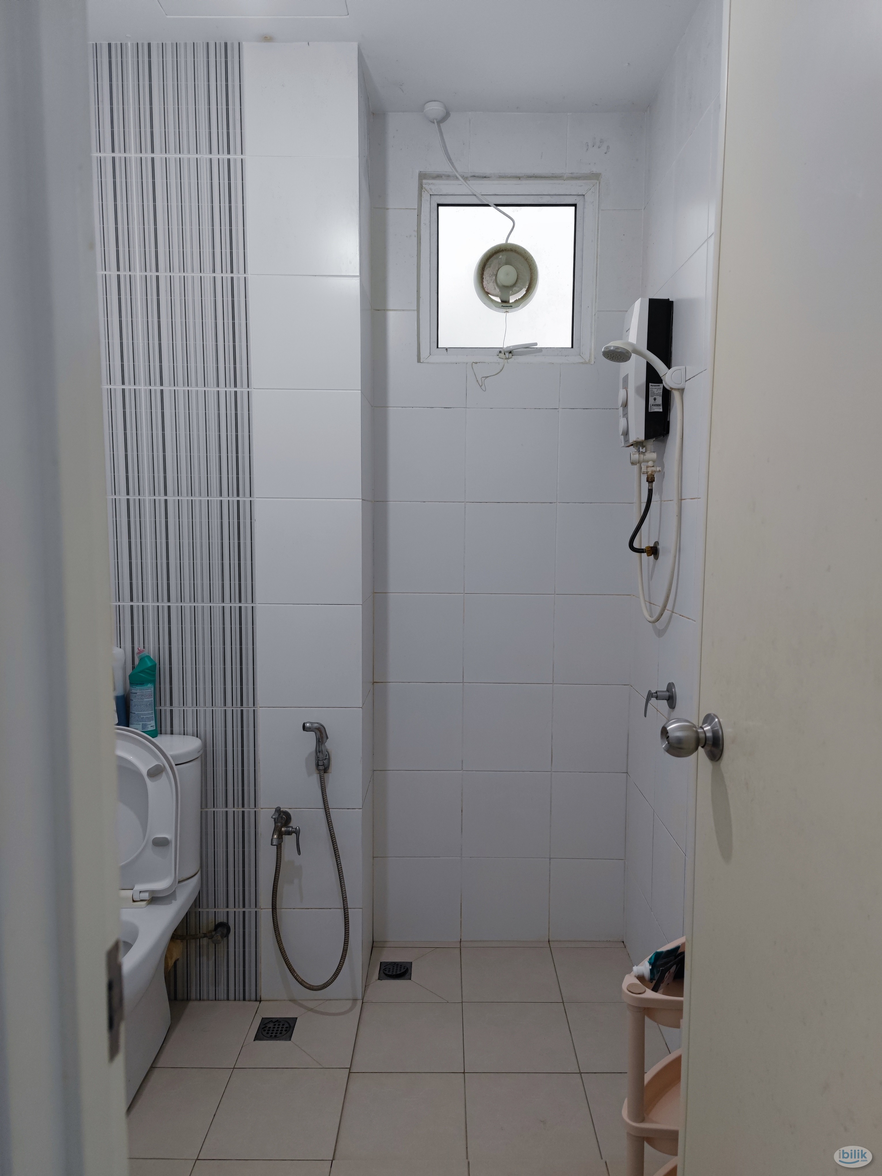 Middle Room at One Imperial, Sungai Ara - Image 4