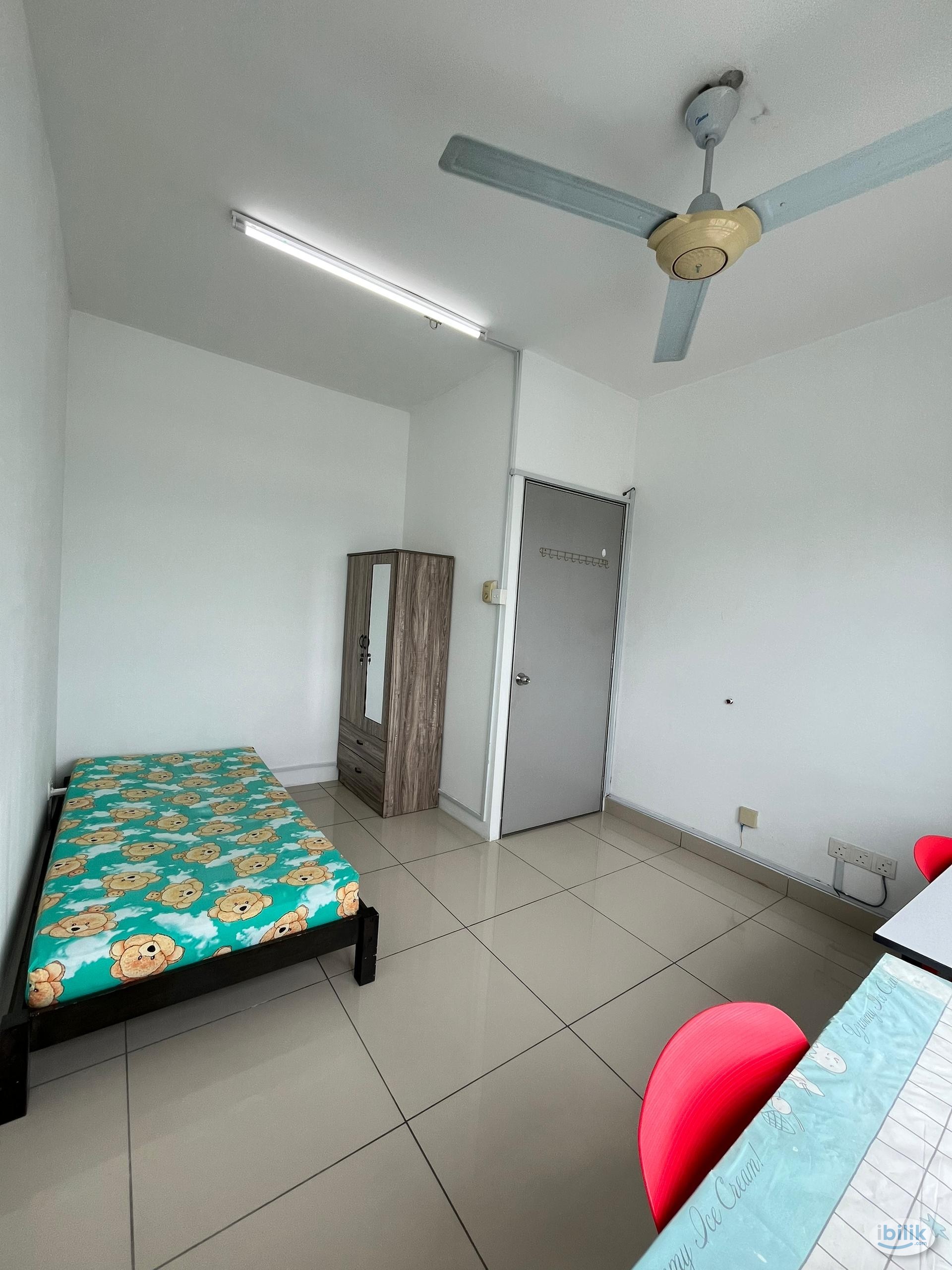 Female Unit Available Now! Medium Room at Casa Residenza, Kota Damansara - Image 2