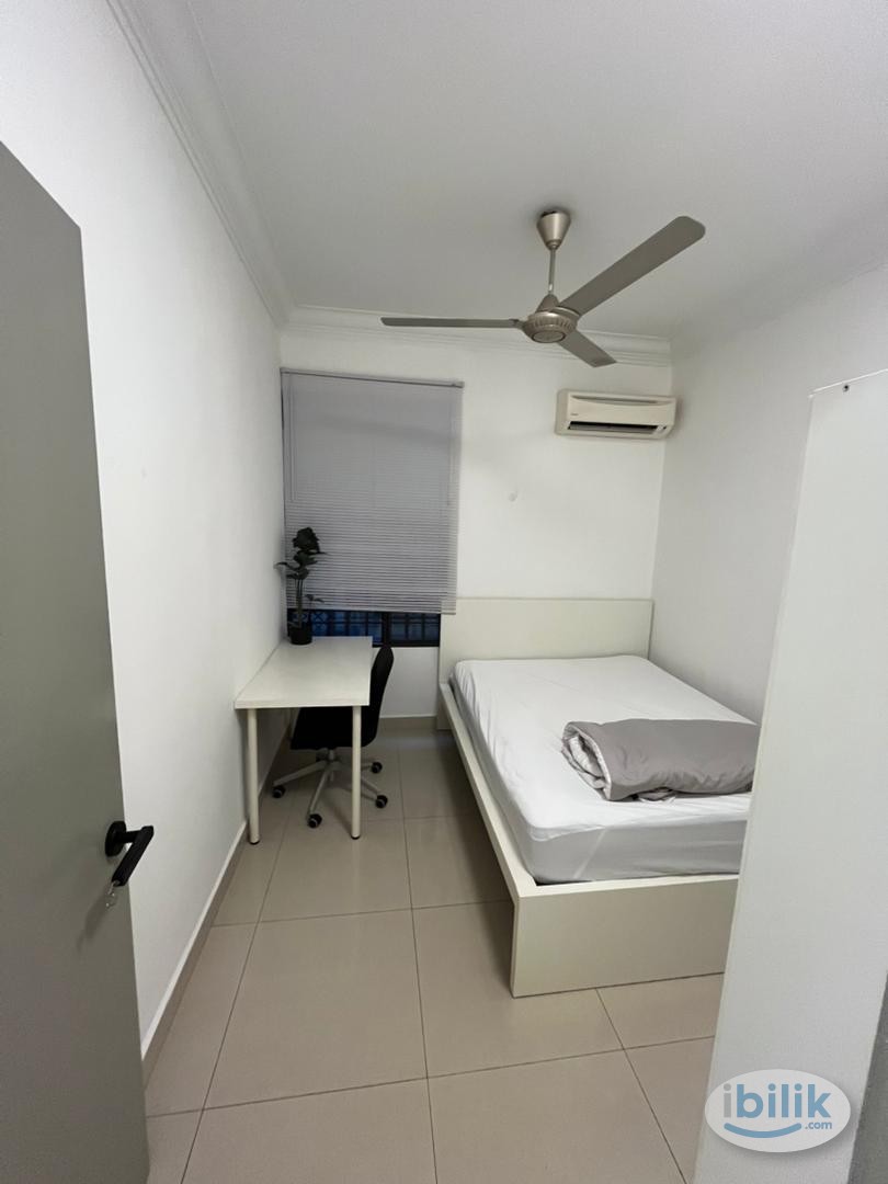 🎈BEST ROOM IN TOWN🎈!PREMIUM MEDIUM ROOM! WORK FROM HOME - Image 1