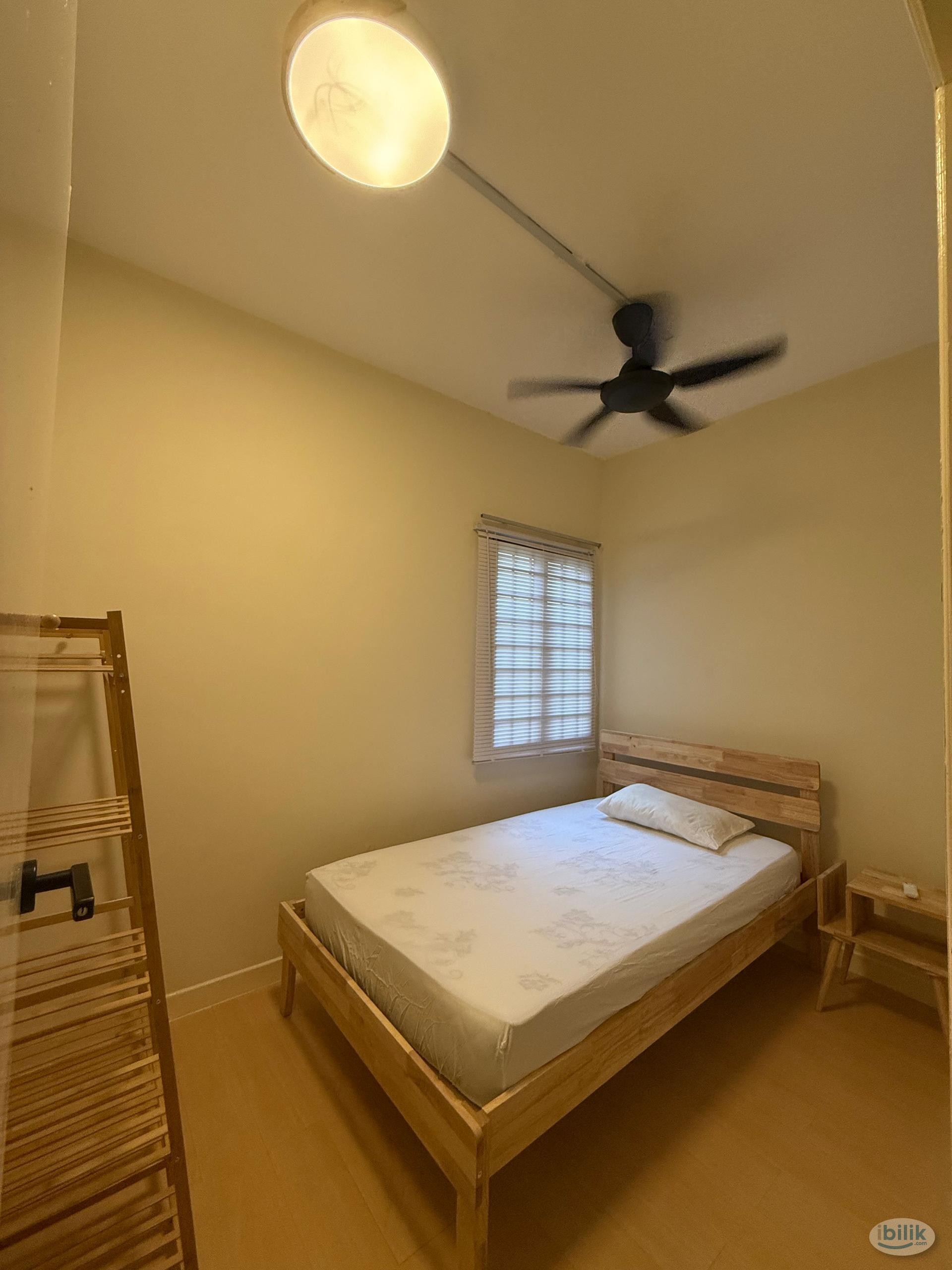 🎈BEST ROOM IN TOWN🎈!PREMIUM SINGLE ROOM! WORK FROM HOME - Image 4