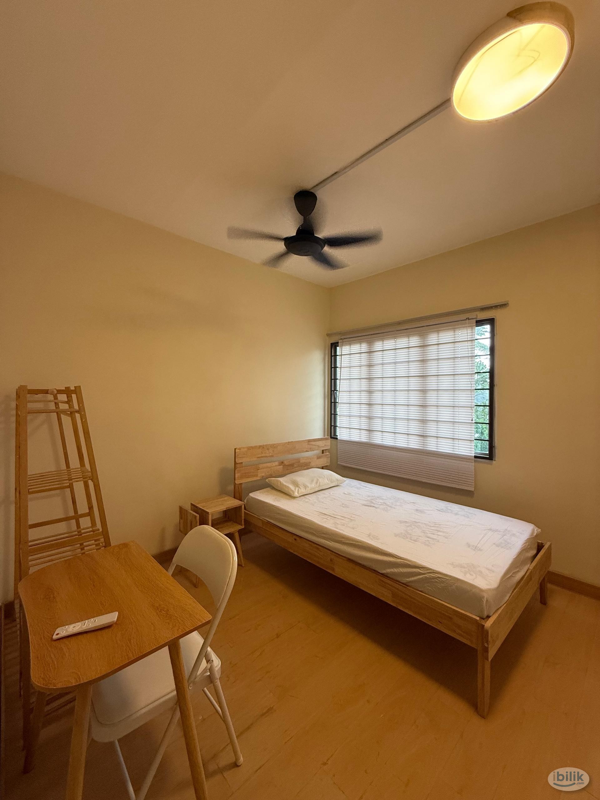 🎈BEST ROOM IN TOWN🎈!PREMIUM SINGLE ROOM! WORK FROM HOME - Image 3