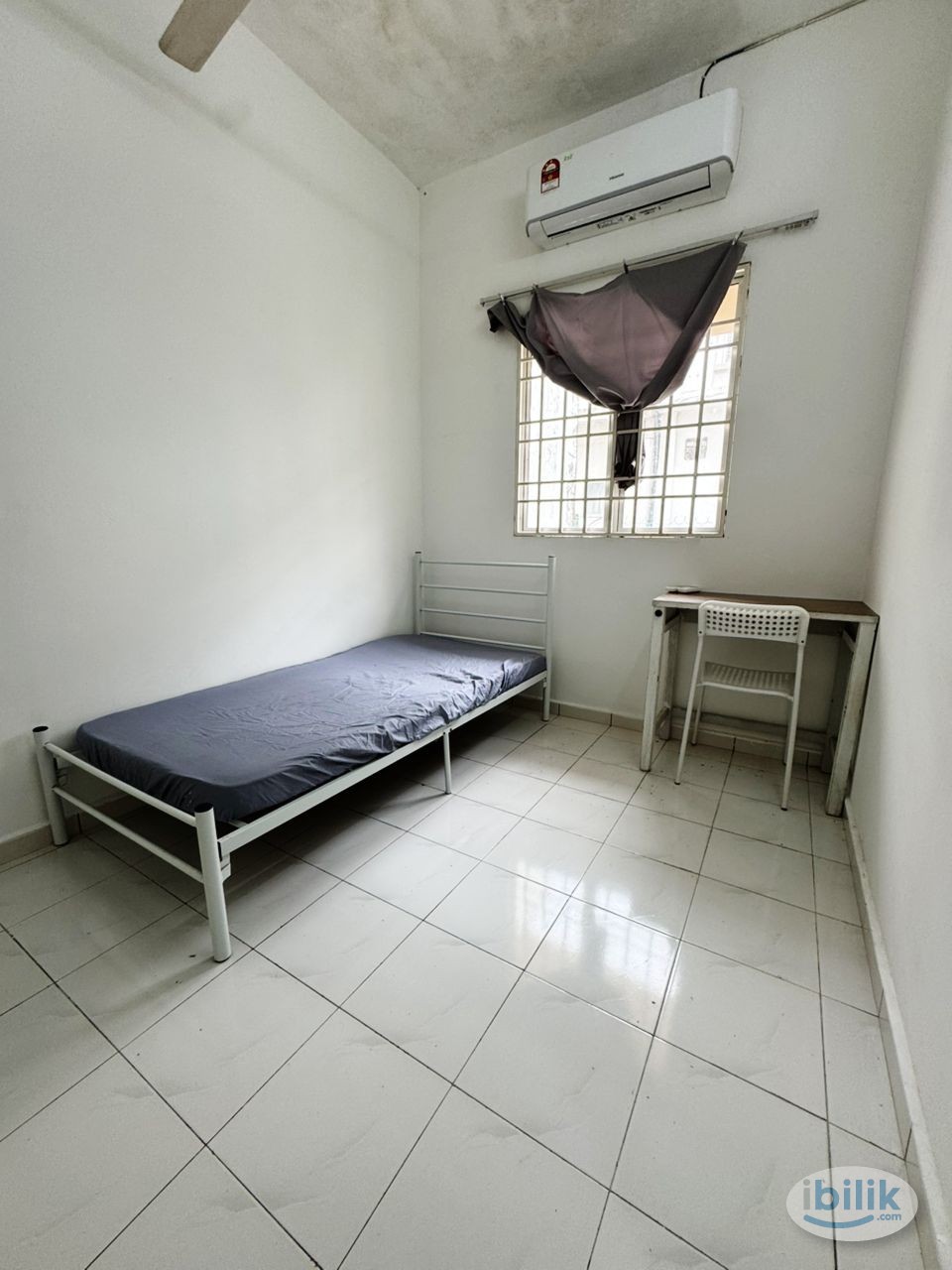 Comfy room at Setia Alam🏡 Looking for female only ❗ - Image 2