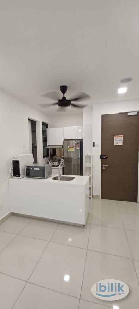 Middle Room at H2O Residences, Ara Damansara - Image 1