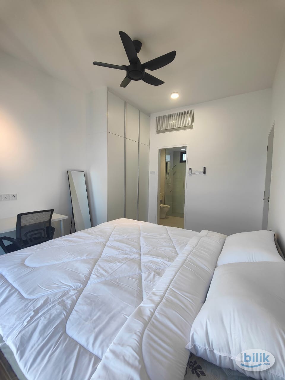 Master Room at Vertu Resort, Simpang Ampat - Image 3