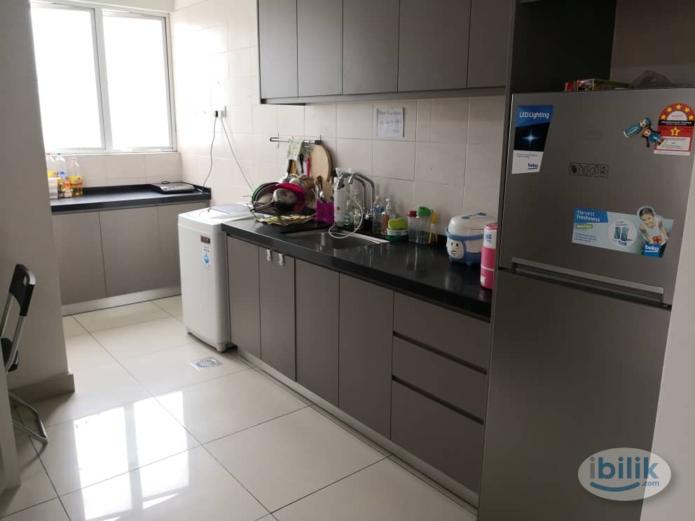 Impian Meridian Female Unit Room For Rent - Image 4