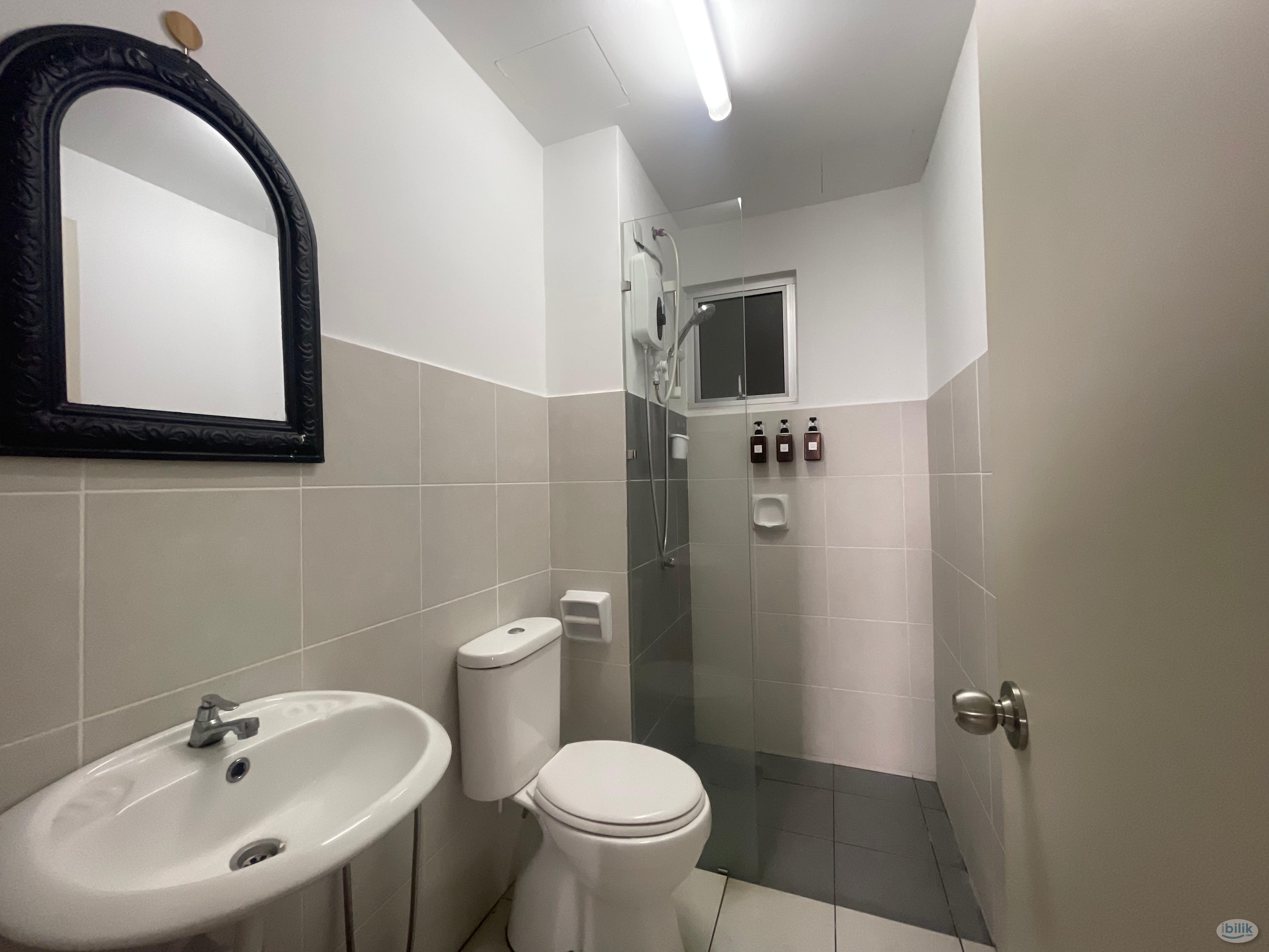 Alanis Residence Small Room + Wifi @Warisan Puteri KLIA - Image 5