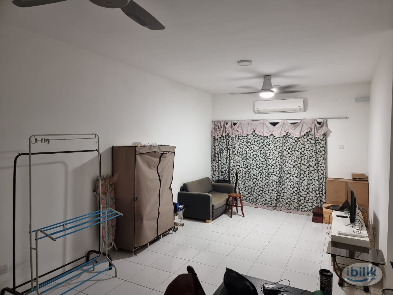 Master bedroom for rent - Image 1