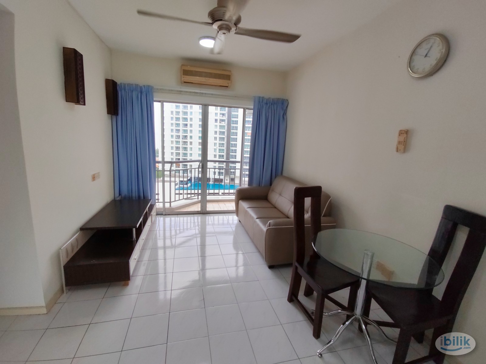 Villa Emas Aircond Middle Room included utilities Share Bathroom MIX GENDER - Image 5