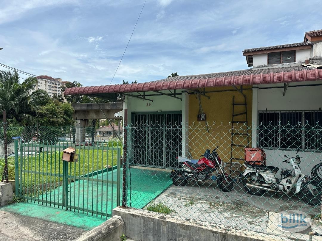 Middle Room for RM 400 inclusive utilities - Image 1