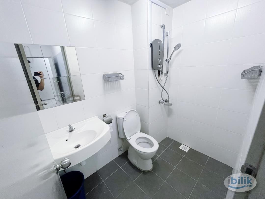 Free Wifi/Electric/Water Bill - Fully Furnished Master Room @ Platinum Teratai Residence - Image 3