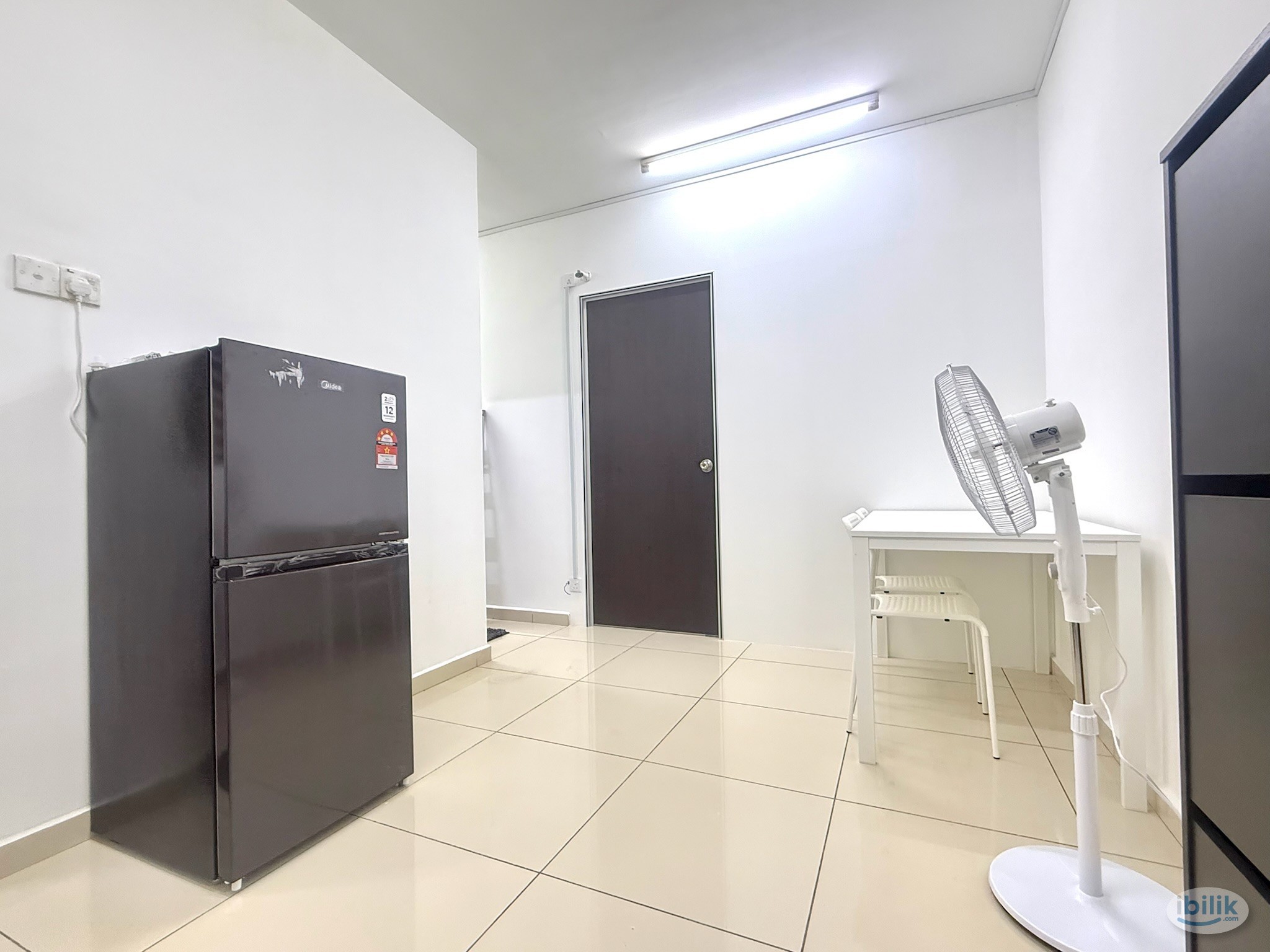 Single Room at Sungai Ara, Penang - Image 3