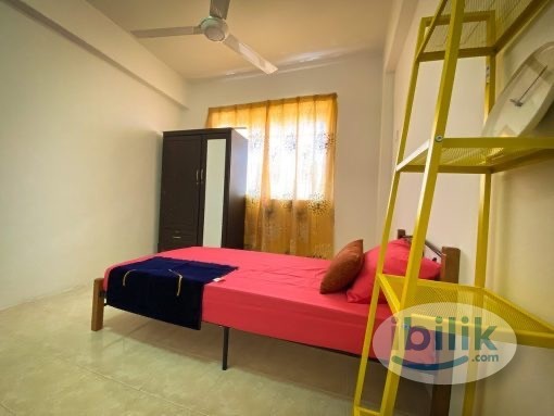 Middle Room at Carlina Apartment, Kota Damansara - Image 2