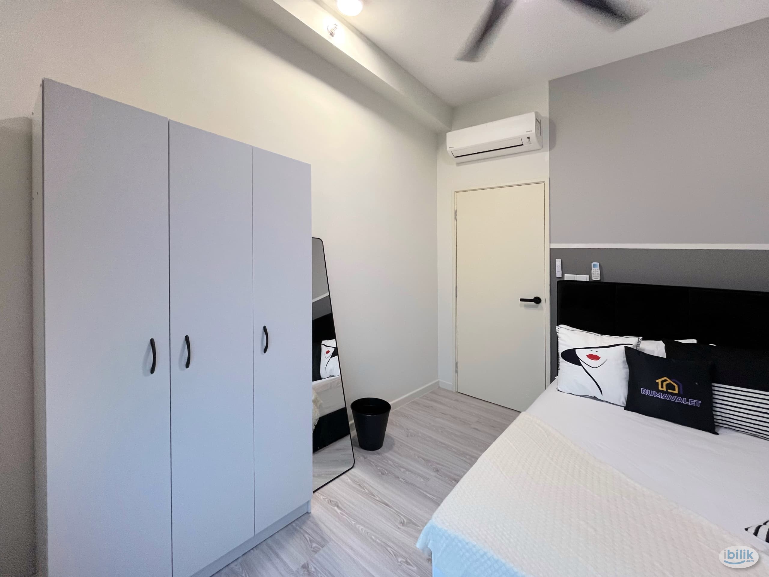 Middle Room | Meta Residence| 300 metres to MRT Putra Permai - Image 2