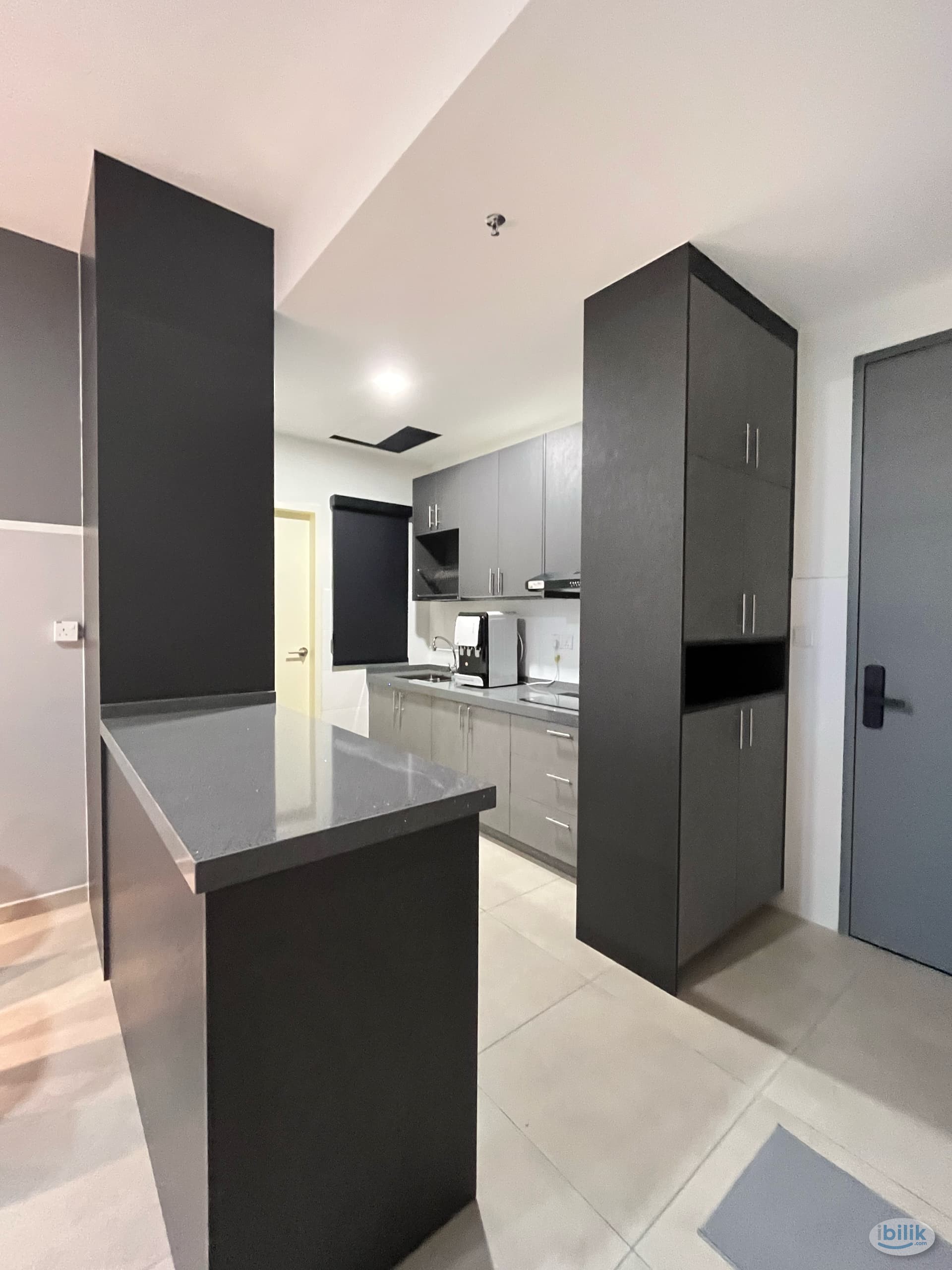 Middle Room | Meta Residence| 300 metres to MRT Putra Permai - Image 4