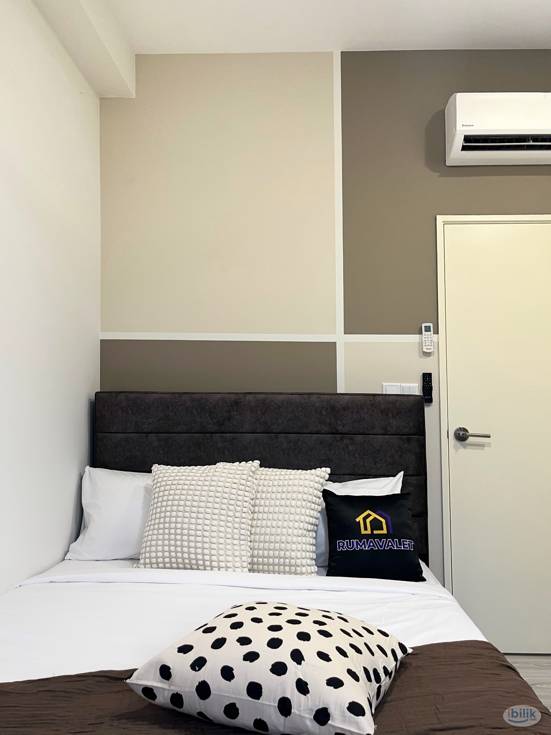 Middle Room | Meta Residence| 300 metres to MRT Putra Permai - Image 3