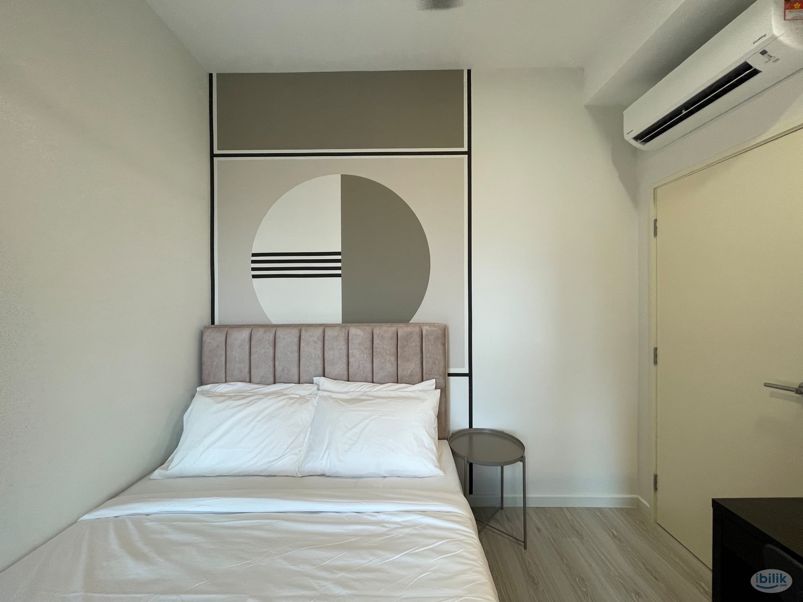 Middle Room | Meta Residence| 300 metres to MRT Putra Permai - Image 1