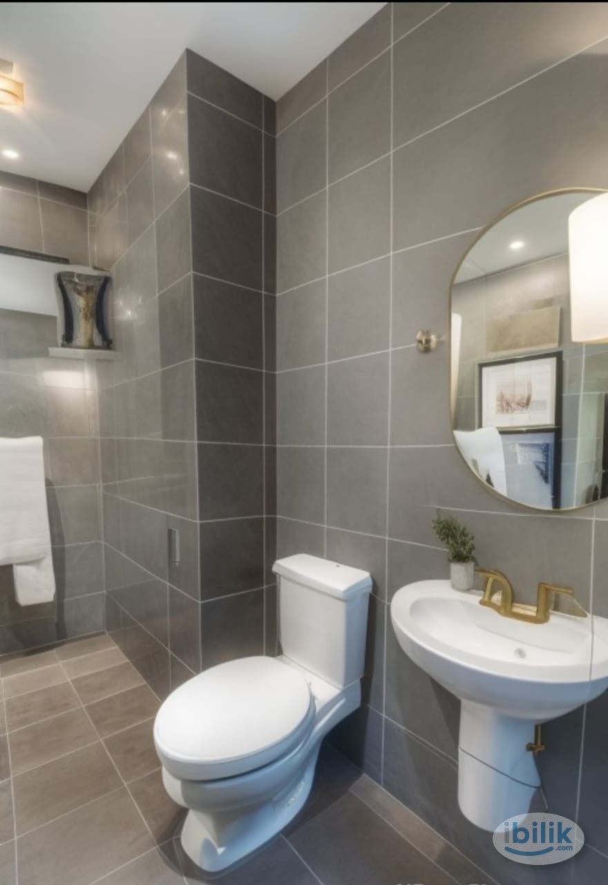 Walking Distance to MRT Station - Image 4
