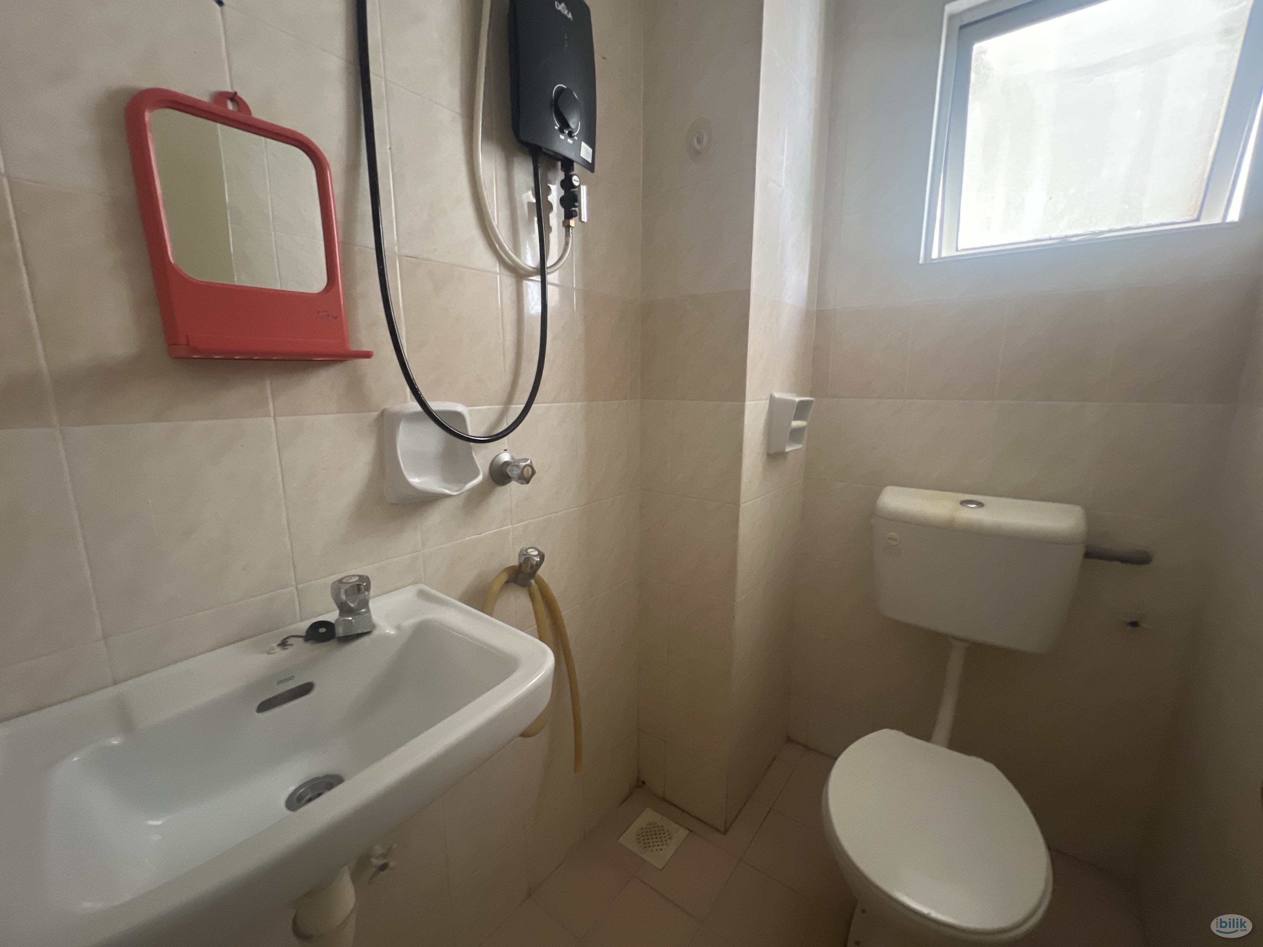 Single Room at Flora Damansara, Damansara Perdana - Image 5