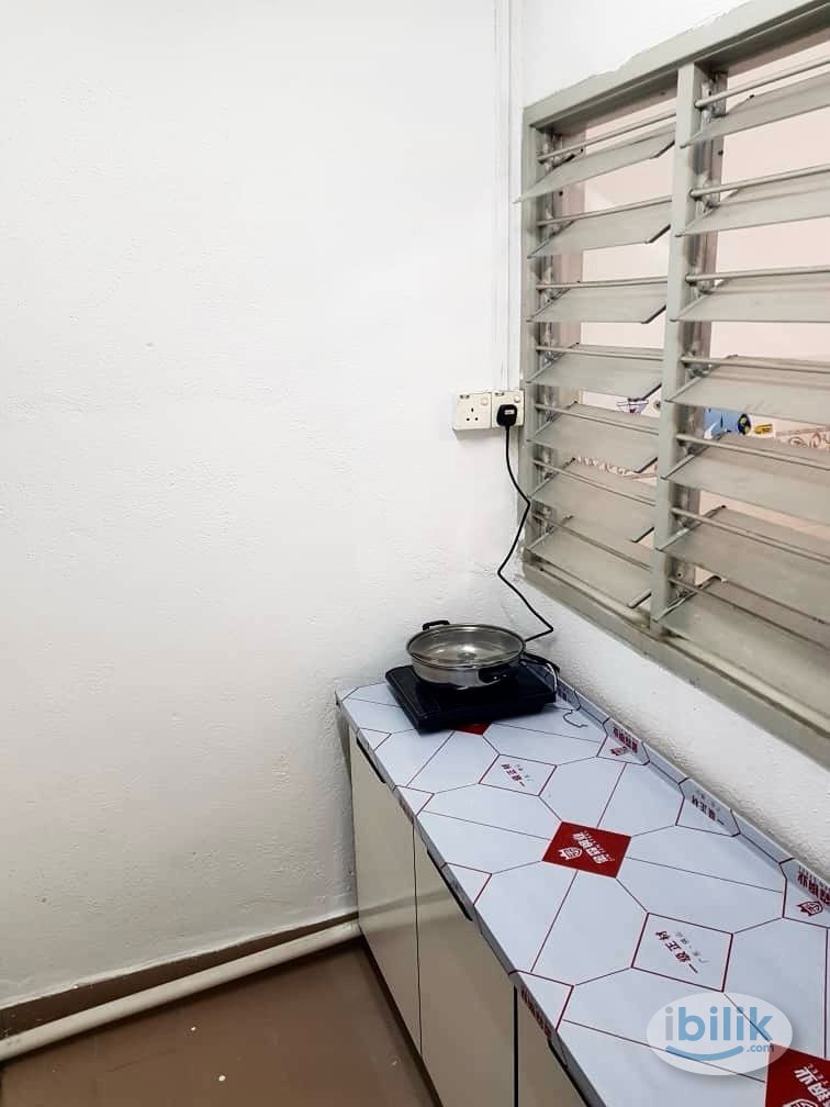 Single Room at Flora Damansara, Damansara Perdana - Image 4