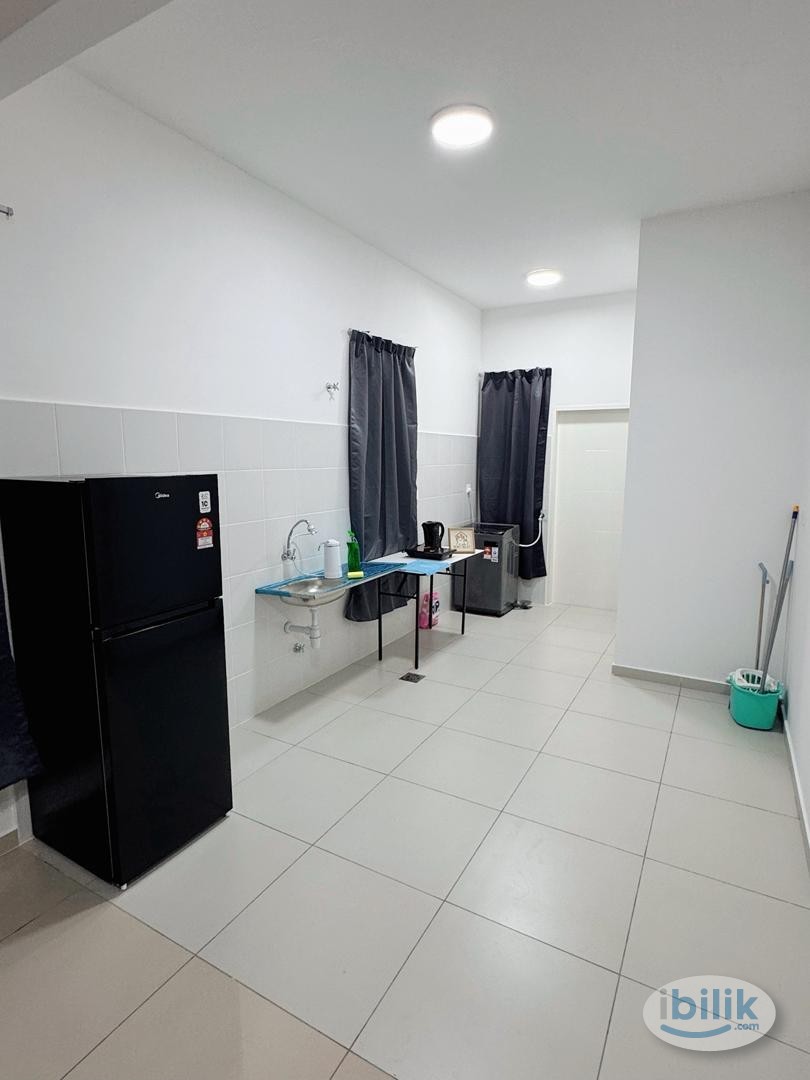 Cozy Master Room Fully furnished | Utilities included at Labu near Bandar Enstek, Nilai - Image 5