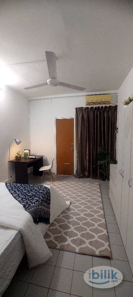 Middle Room at Bandar Utama, Petaling Jaya - Image 2