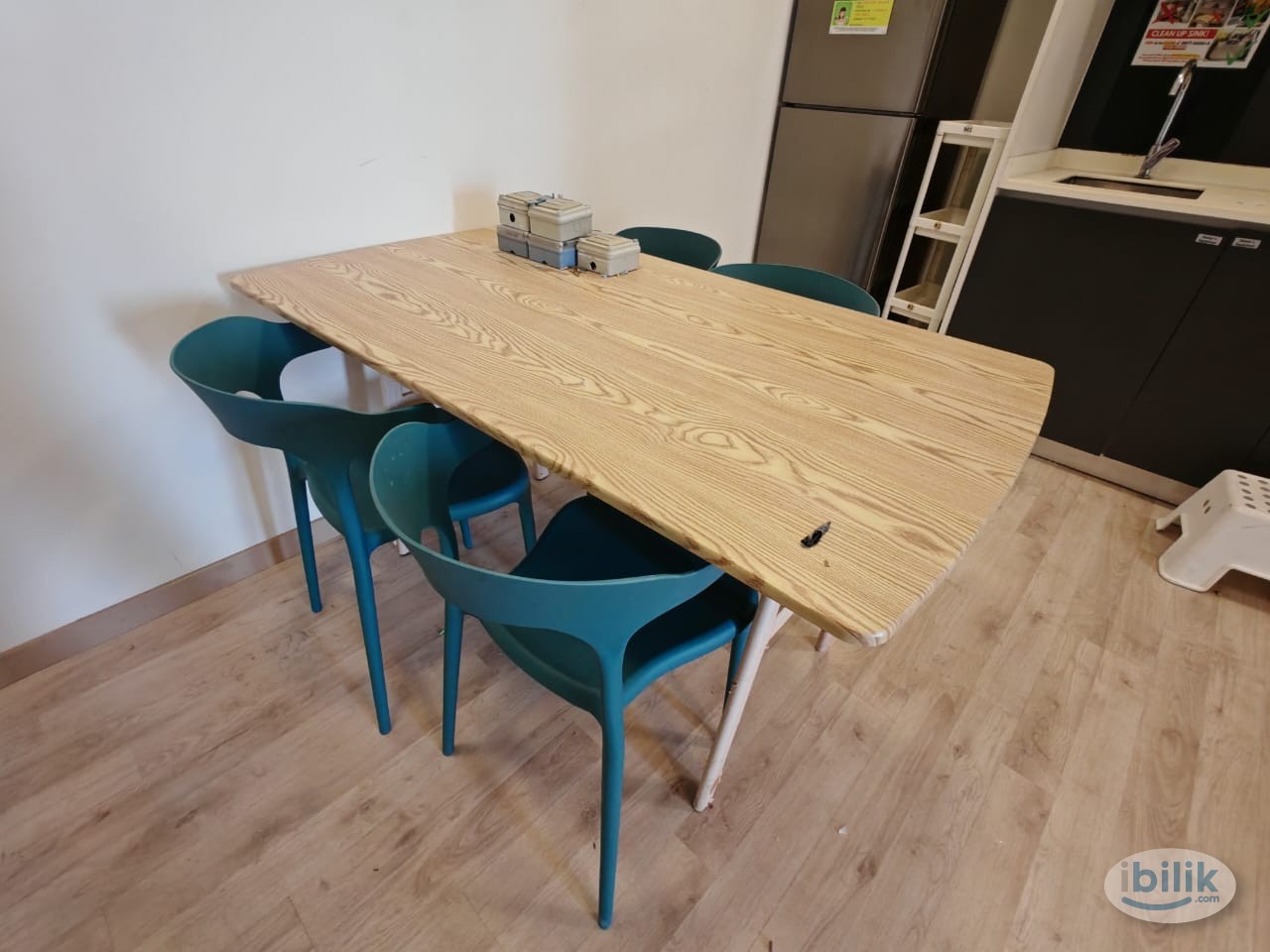 Emporis Kota Damansara, Medium Room for Rent - Image 3