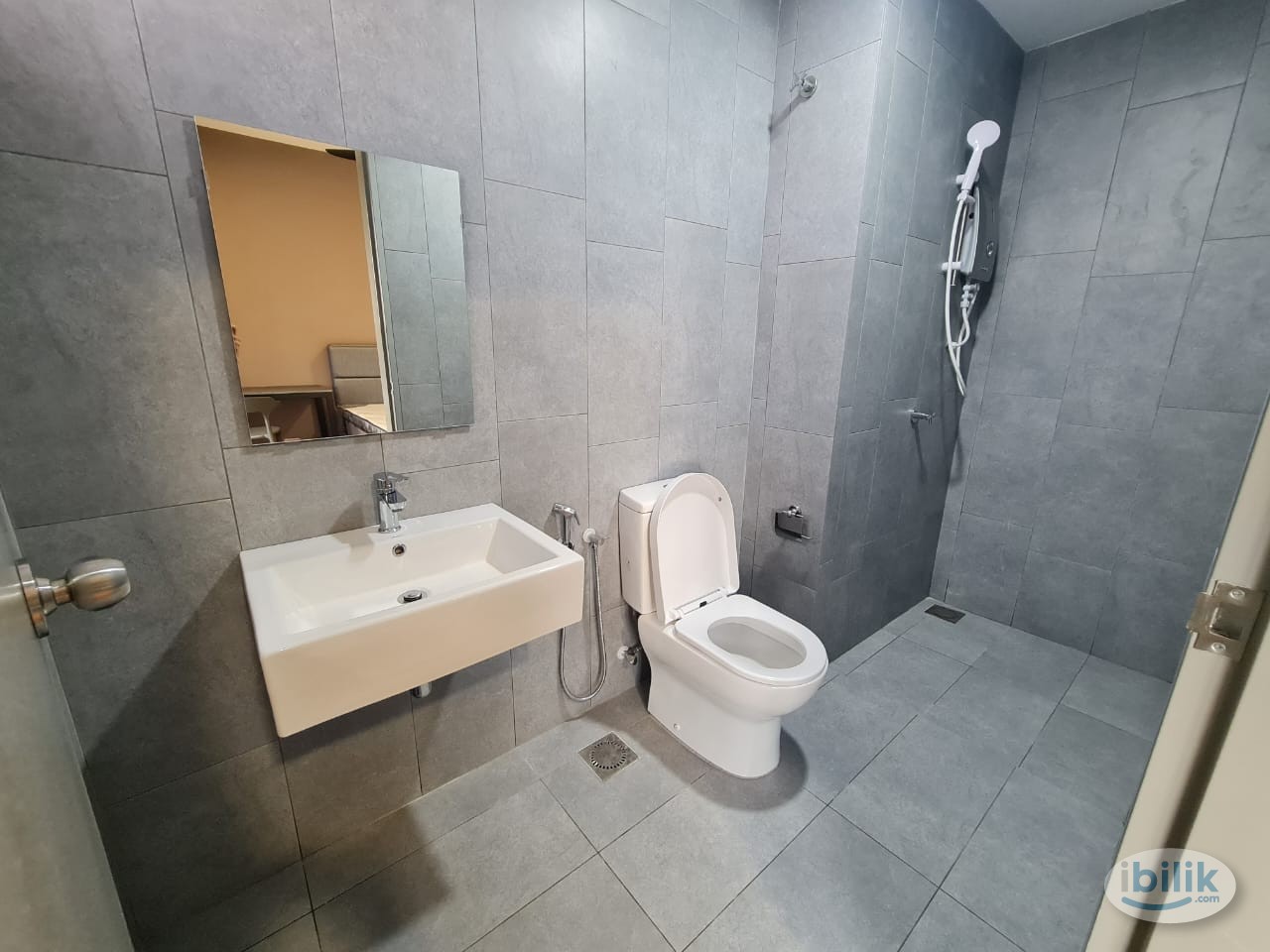 Near LRT MRT! Cozy Single Room at Cheras M Vertica for Rent - FREE Utilities WiFi Cleaning - Image 5