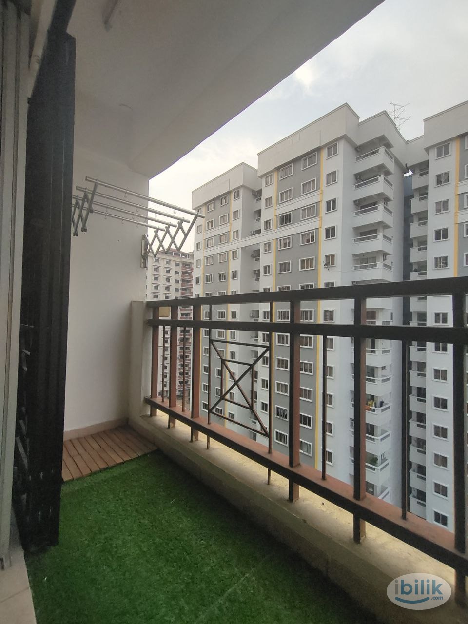 Master Room at Kota Damansara, Petaling Jaya - Image 5