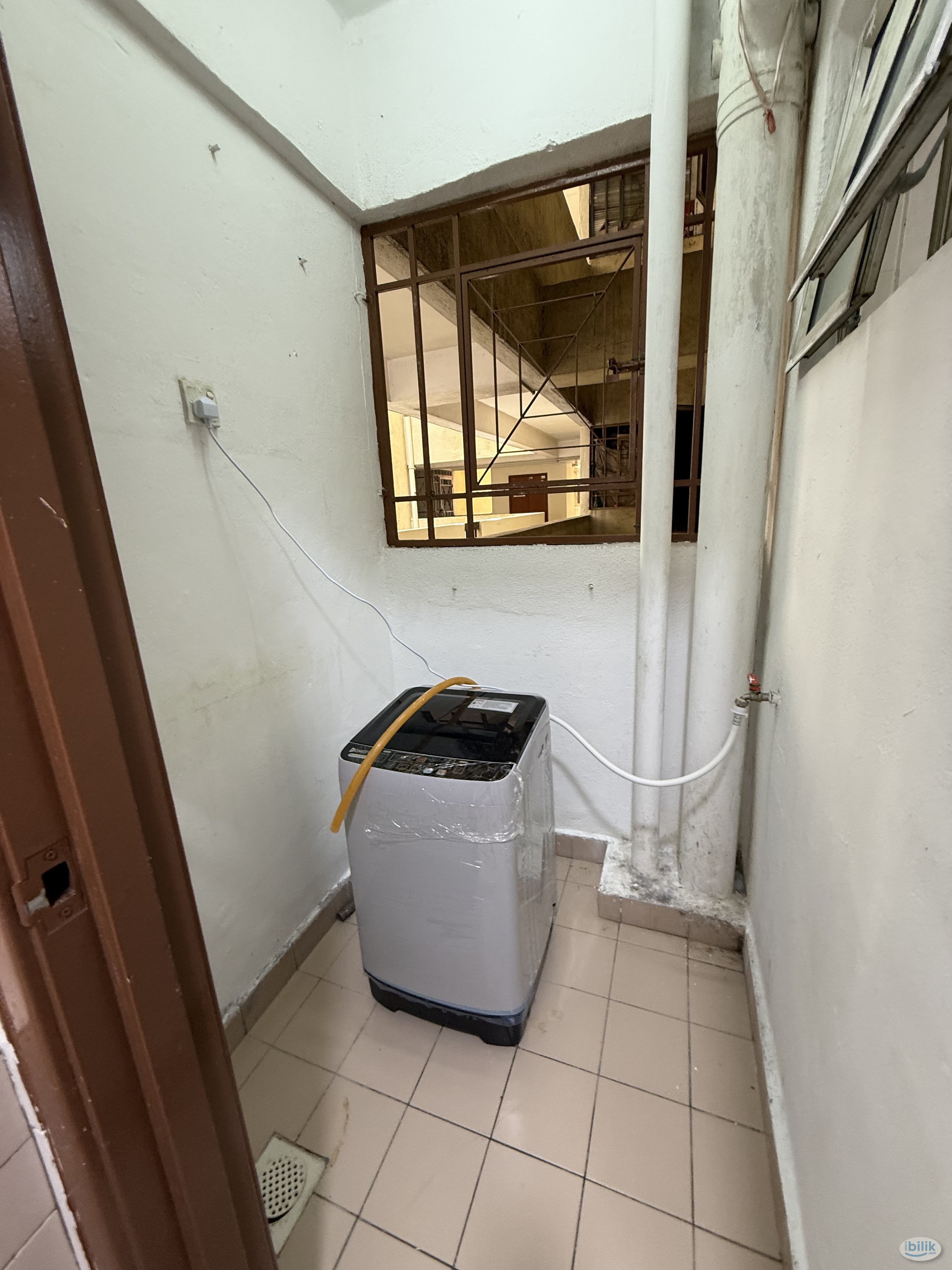 Affordable Master Room at Pelangi Damansara Blk D - Image 5