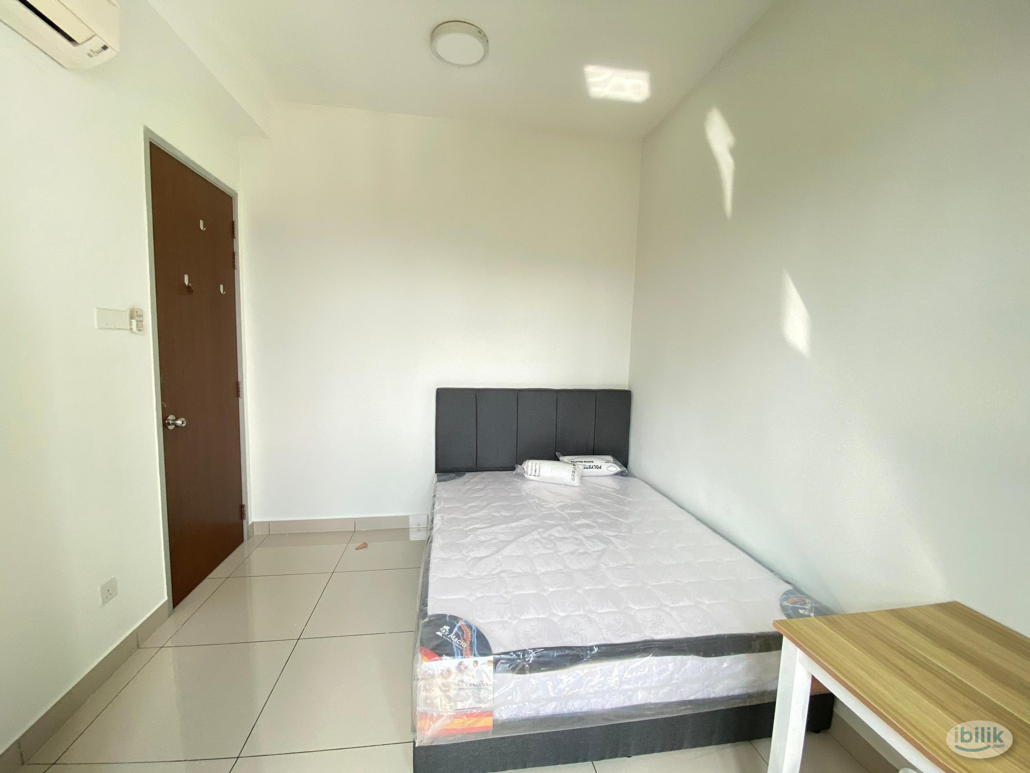 Middle Room at Sierra Residency, Bandar Kinrara - Image 2