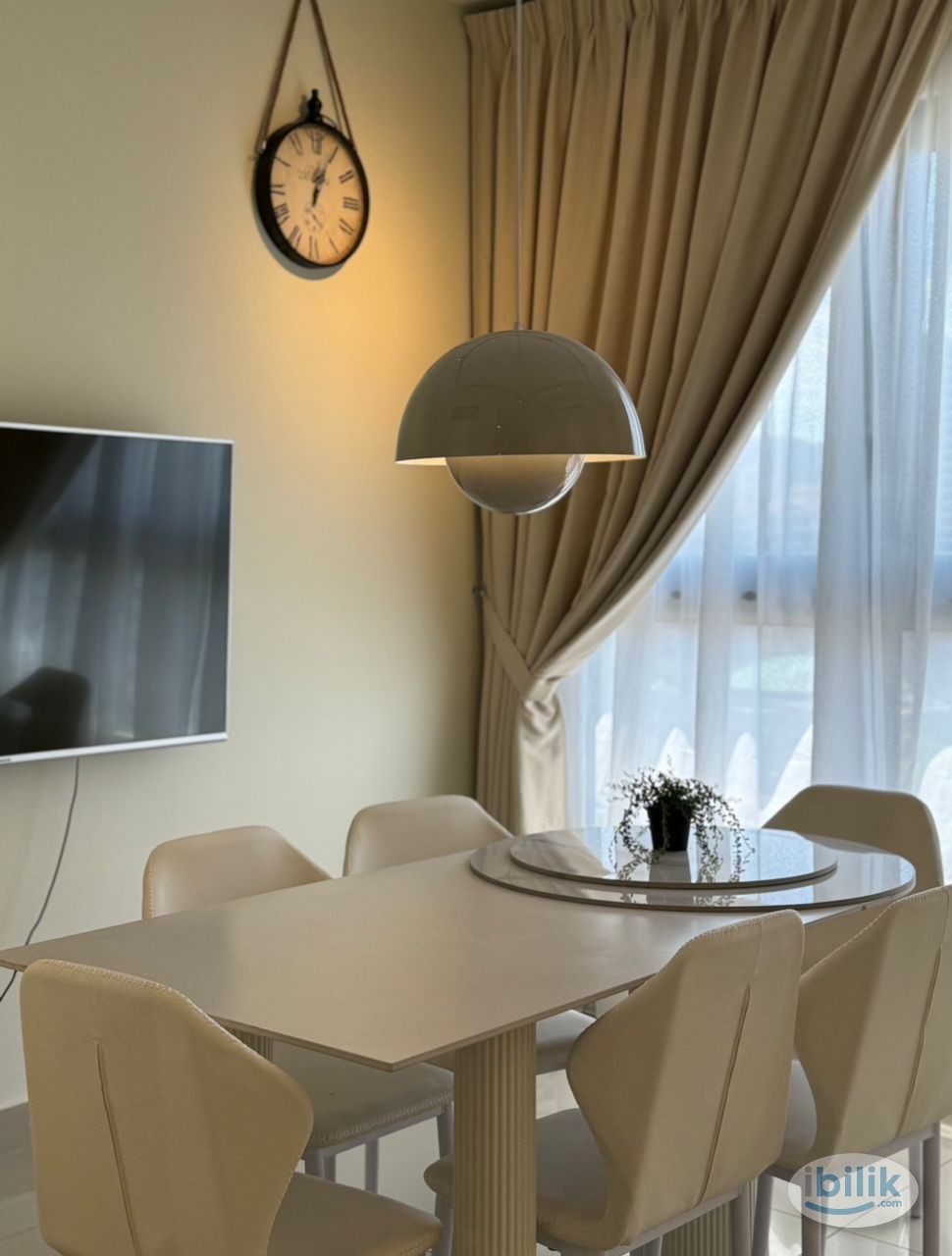 Middle Room at Cheras, Kuala Lumpur - Image 1
