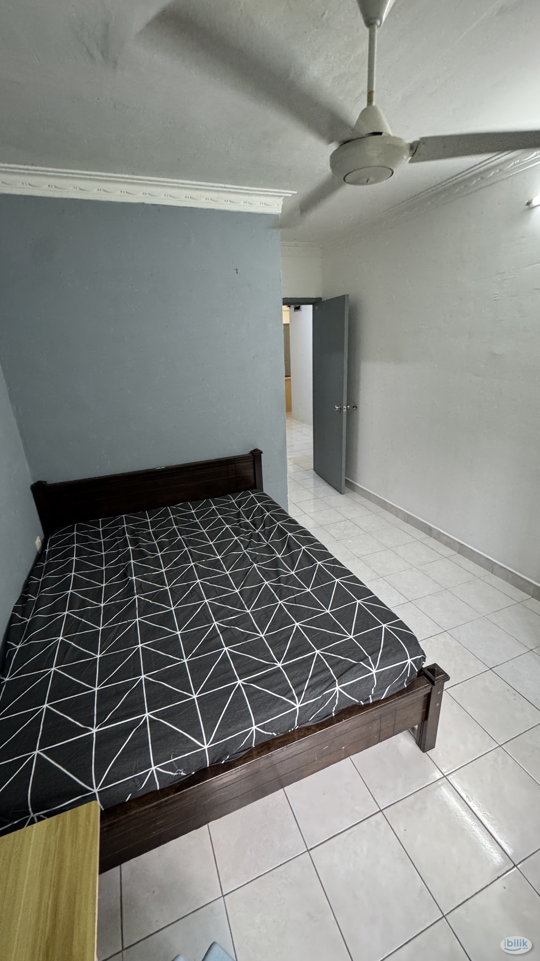Aircond Master Room w Private Bathroom w FREE Utilities & WIFI 🛜 at Flora Damansara, Damansara Perdana - Image 2