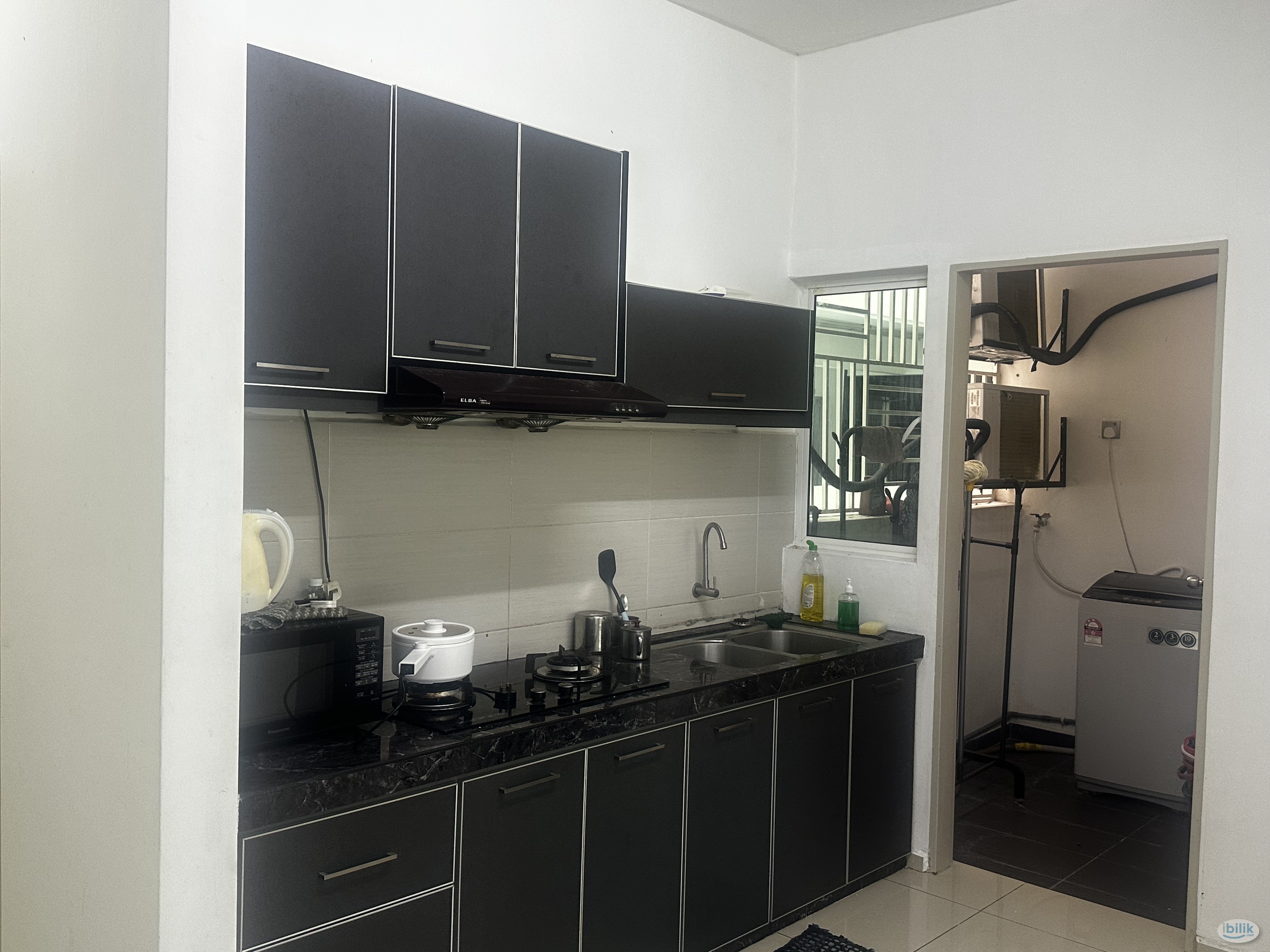 Middle Room at Ehsan Residence, Sepang - Image 2