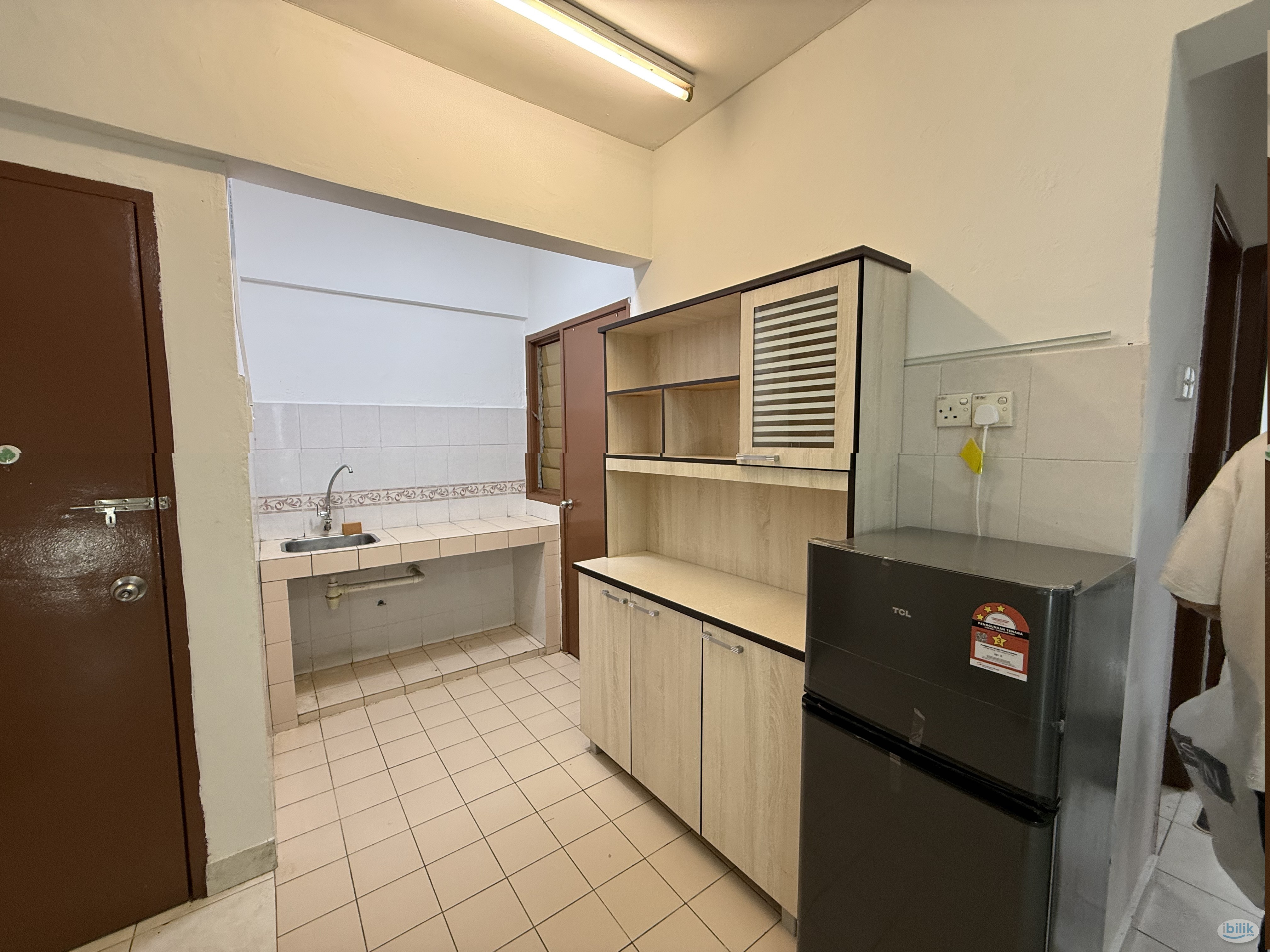 Affordable Single Room at Pelangi Damansara, Block D - Image 3