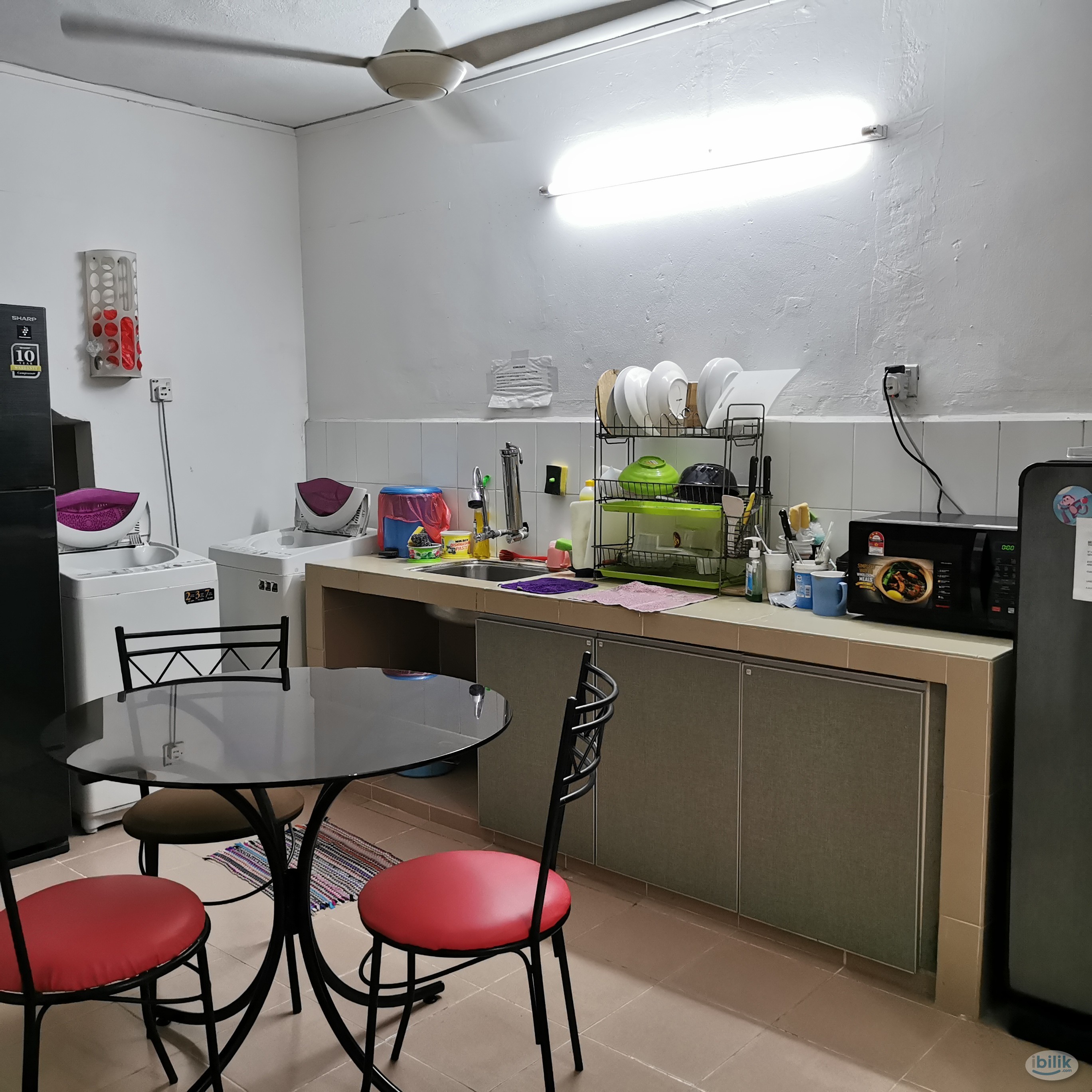 SS15 house facing Subang Jaya LRT / KTM station – own bath, room furnished posted by owner - Image 3