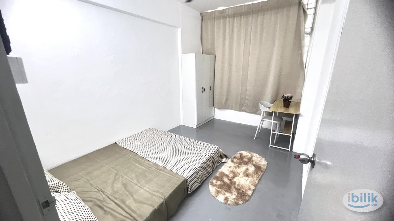 Female Unit ROOM FOR RENT AT PAYA TERUBONG 🏡 - Image 1