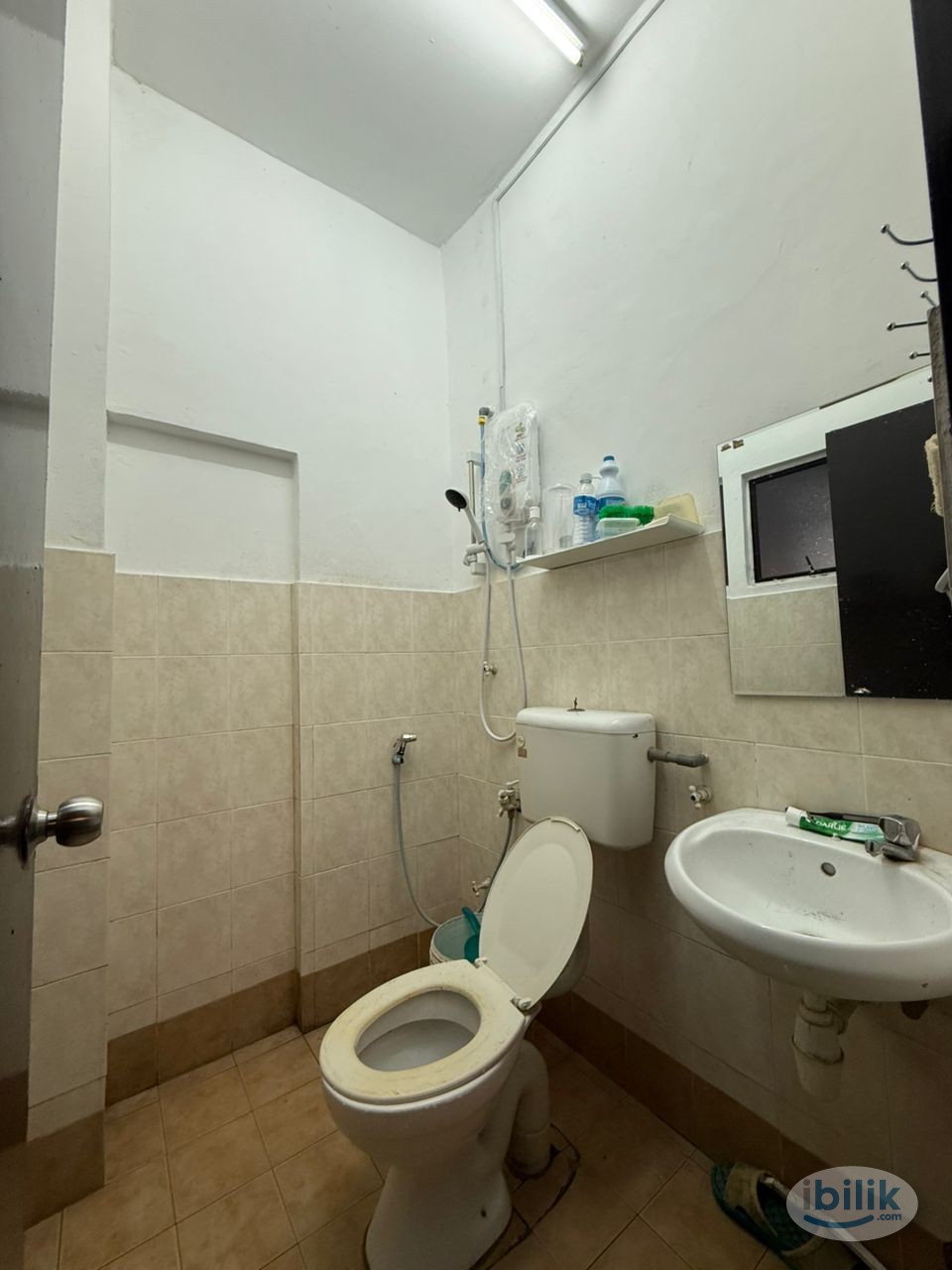 Master Room Includes Utility @ Prima Bayu Apartment, Taman Bayu Perdana, Klang - Image 3