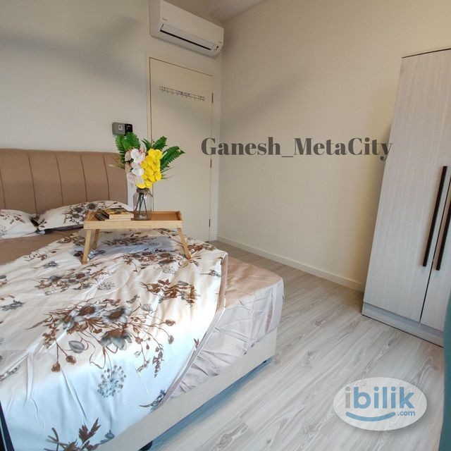 Middle Room at Meta Residences Putra Permai, Seri Kembangan - Image 3
