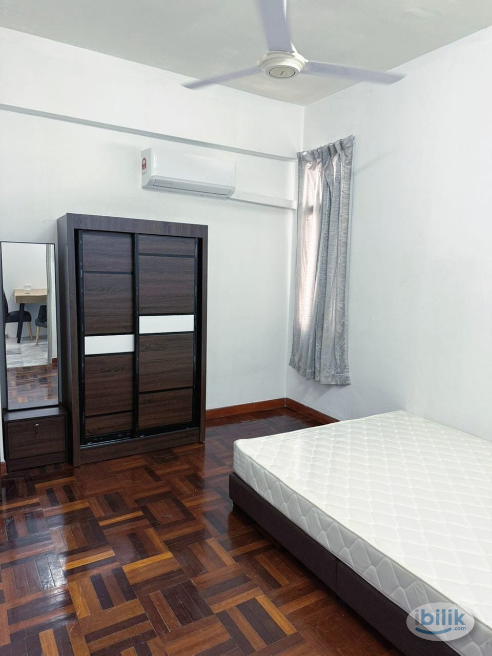 "Zero Deposit"  Middle Room at Ridzuan Condominium - Image 1