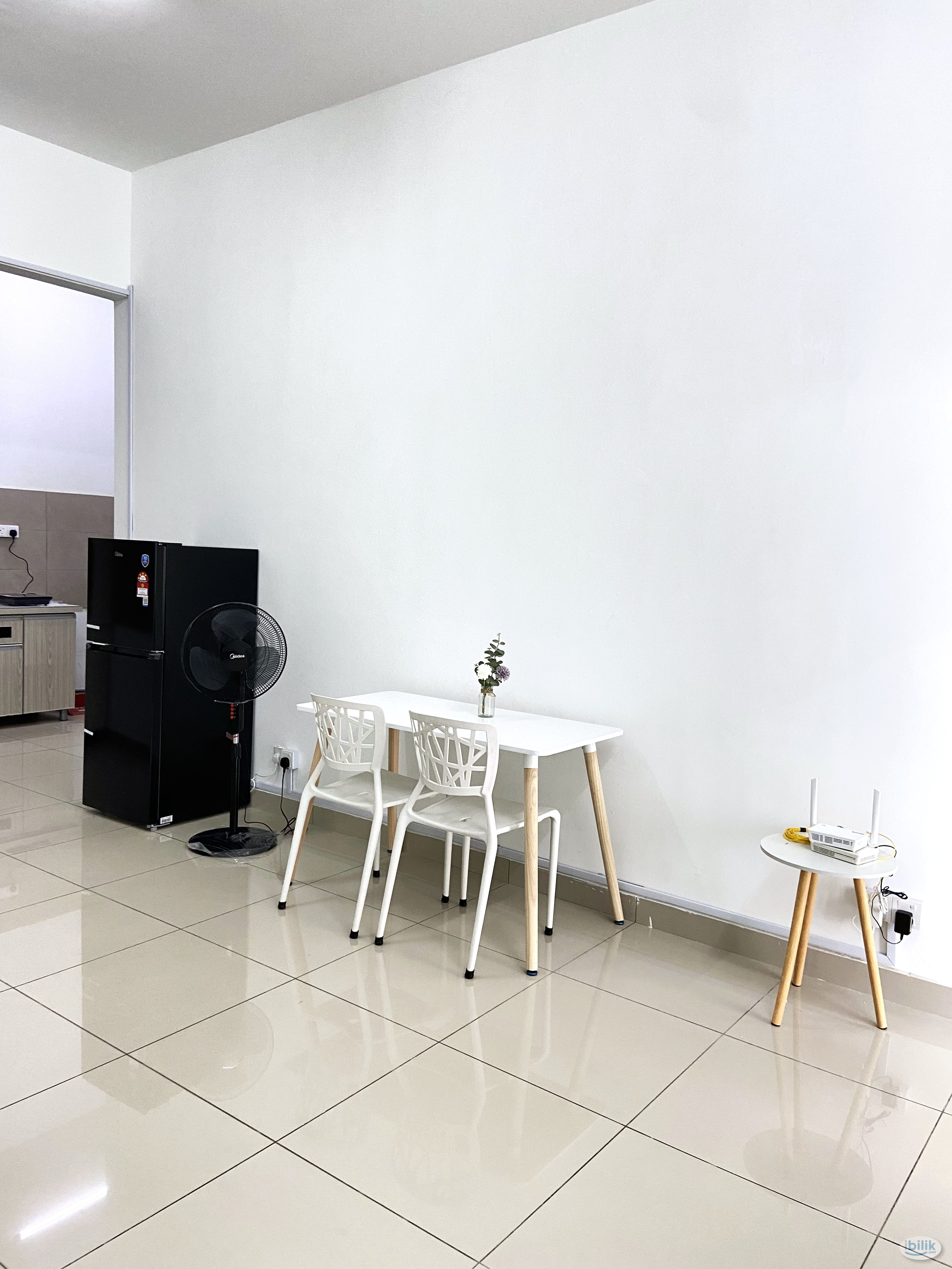 Master Room at Sungai Ara, Penang - Image 4