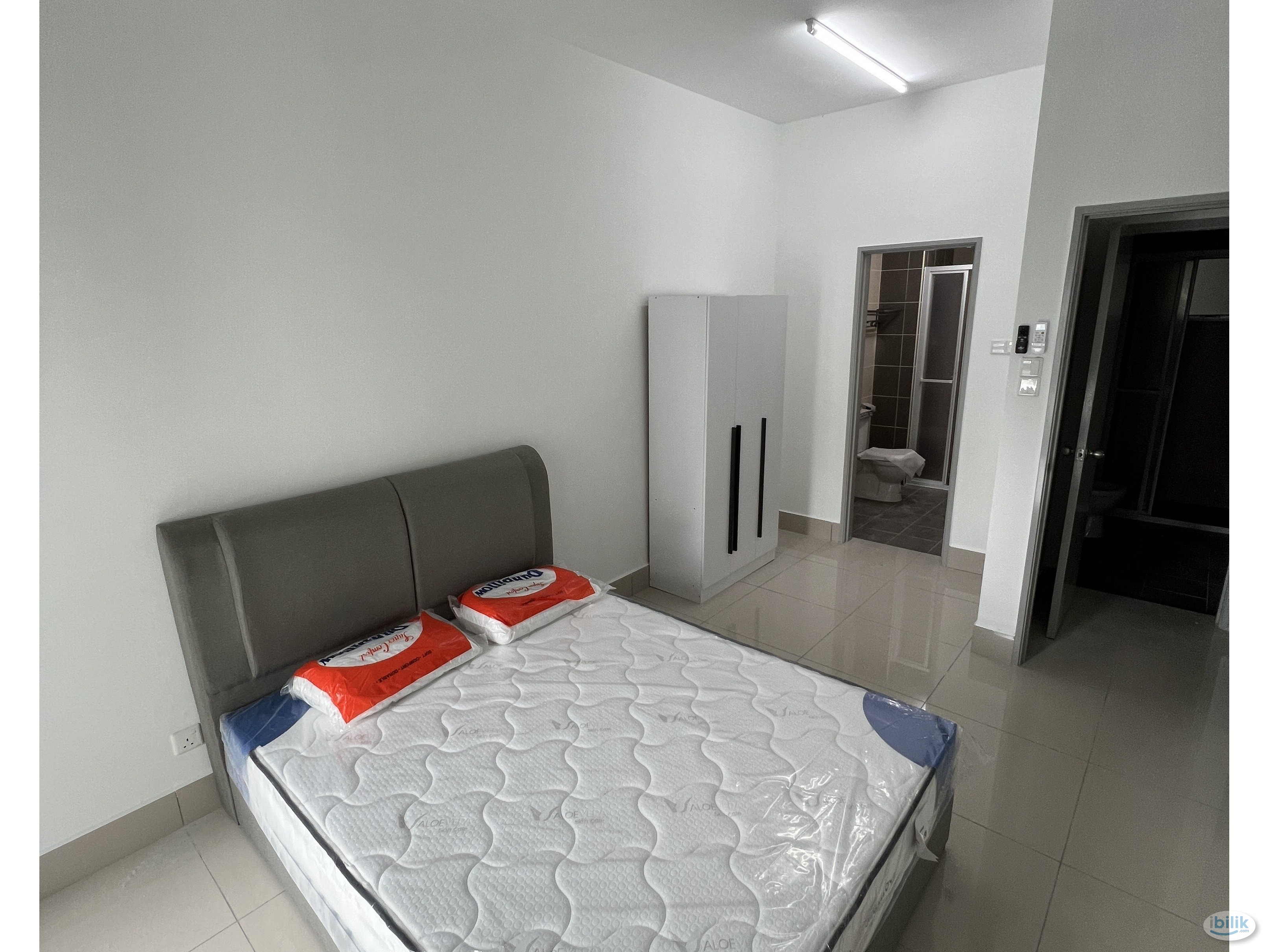 Small, Medium & Master Room at Razak City Residences, Sungai Besi - Image 3
