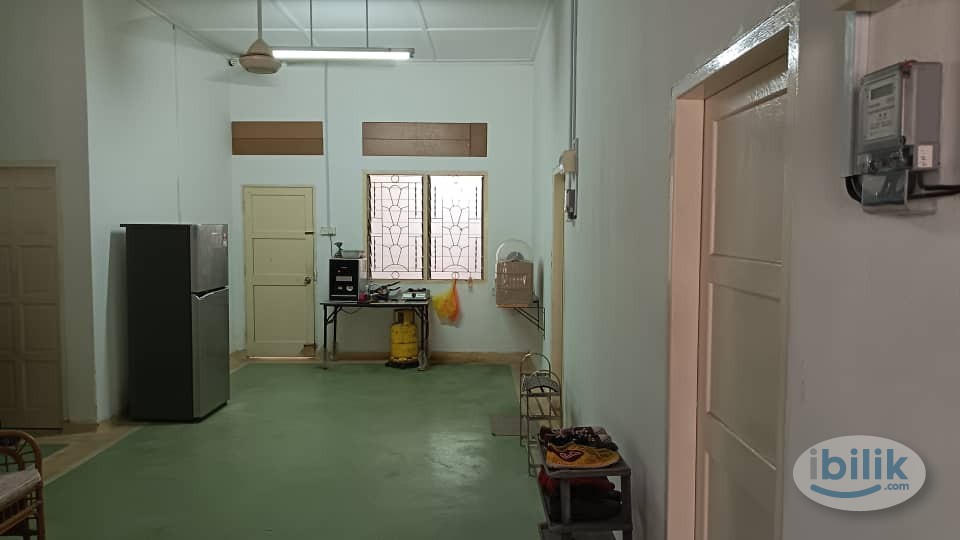 Room attached with Bathroom (Landed House , 1 Car Parking ) - Image 2
