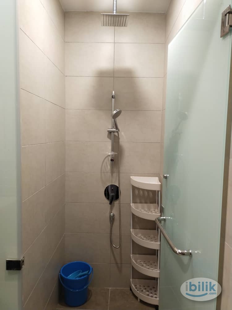 Direct Owner - Medium Window Room [Utilities, WiFi, and Cleaning services included] - Image 3