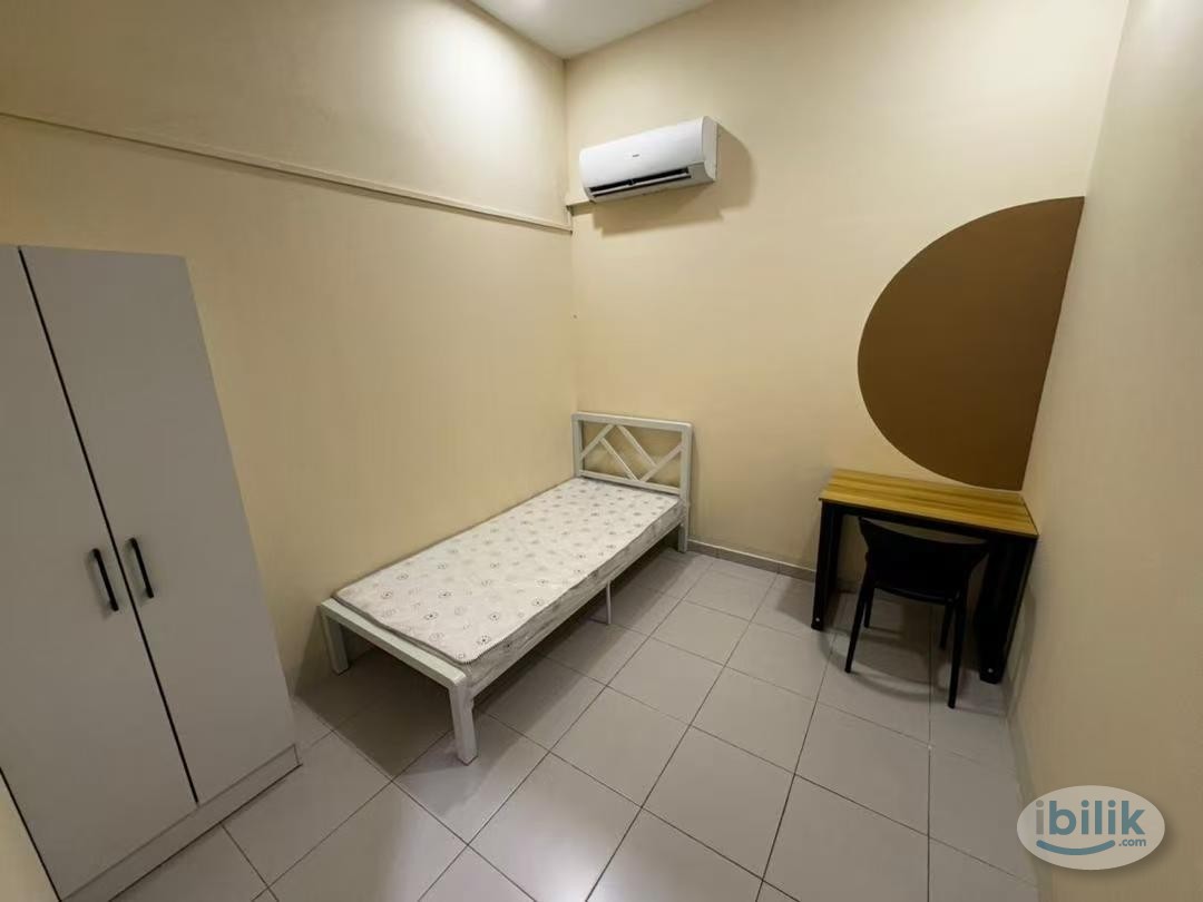 🔥 Zero Depo🔥 1 Month Depo  | 🏡 Fully Furnished Single Room At BU 🛏️| 🚶‍♀️Only 9-min Walk to MRT Bandar Utama 🚇 - Image 1