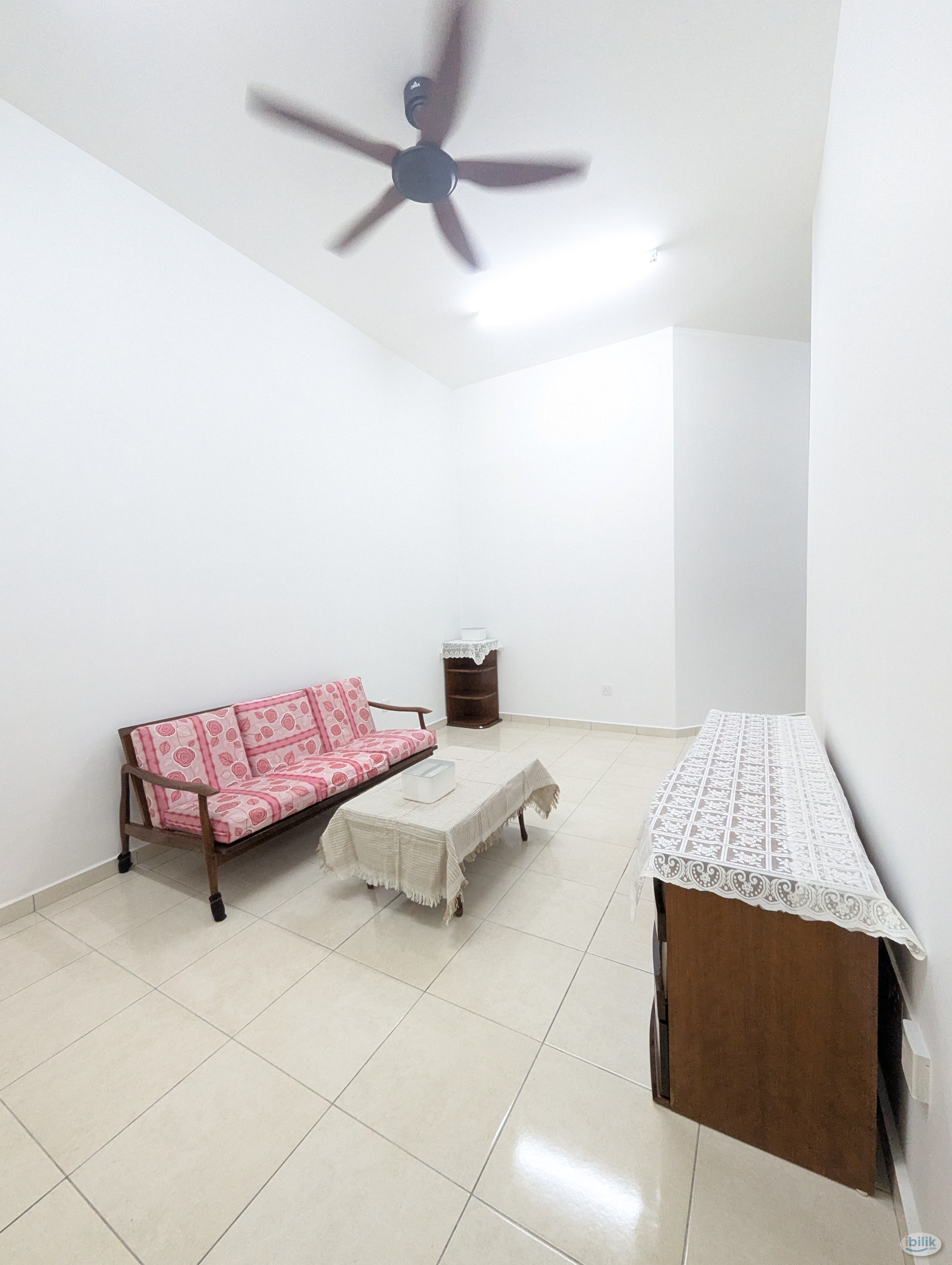 Furnished Single Bedroom (Taman Kluang Perdana) - Image 1