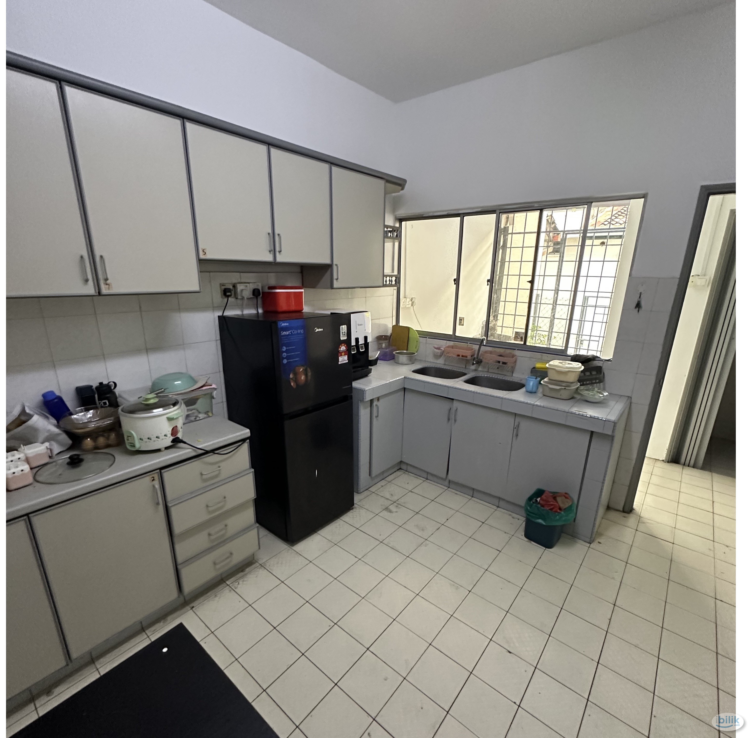 ‼️🤩 SINGLE ROOM NEAR BANDAR UTAMA 🤩‼️ MOVE IN IMMEDIATELY WITH ZERO DEPOSIT 😱 - Image 3