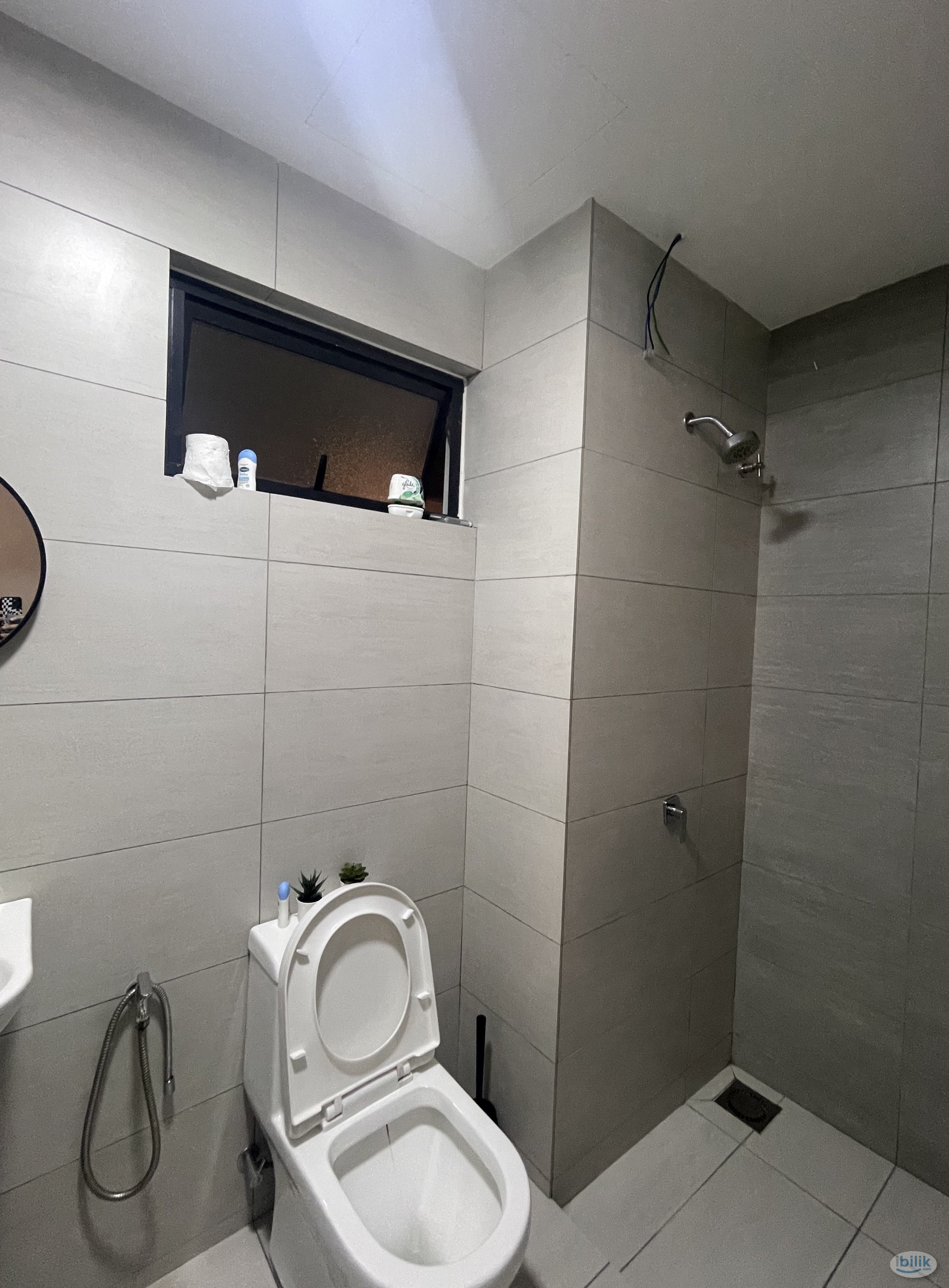 Middle Room at Wangsa Maju, Setapak - Image 4