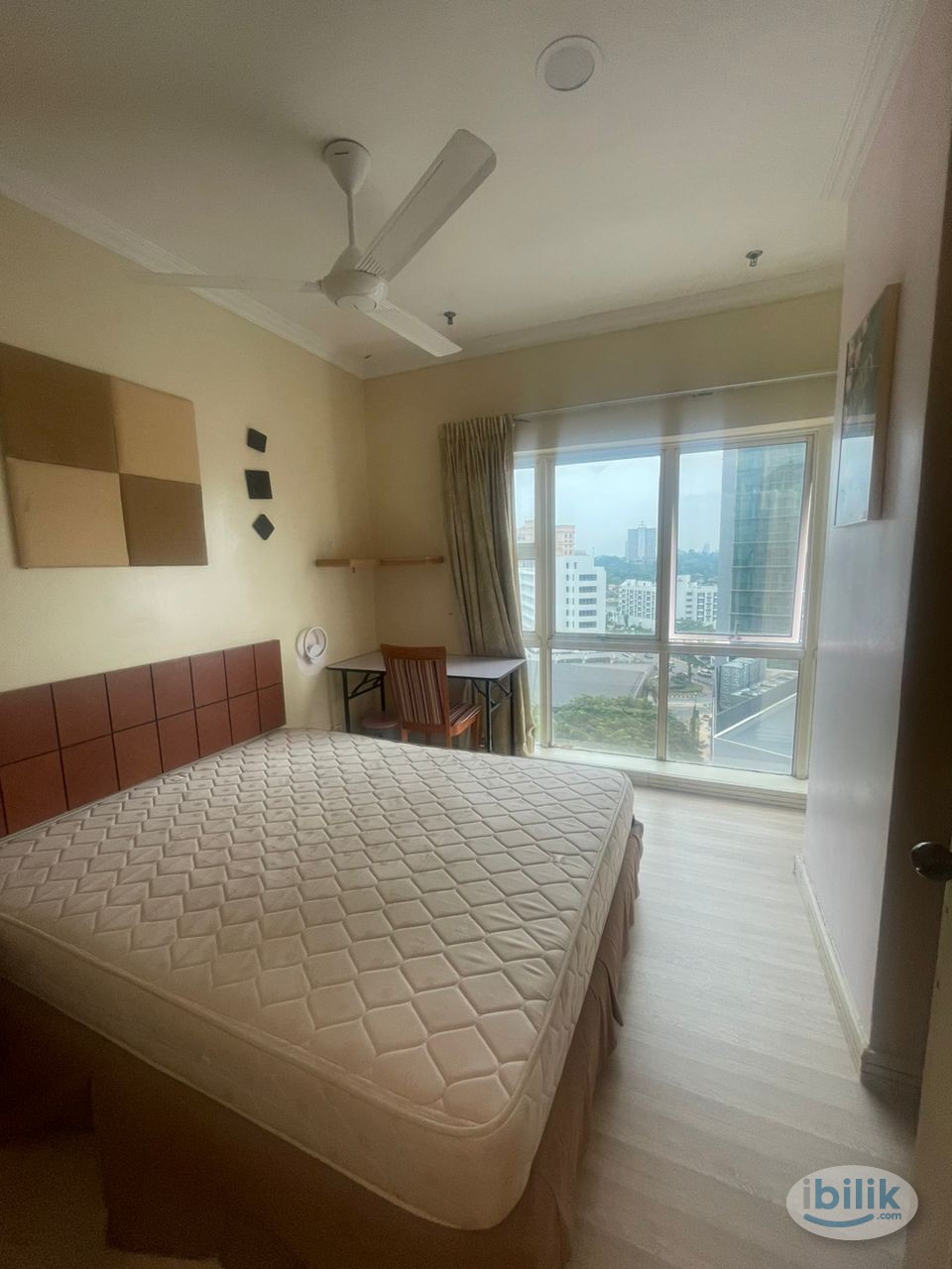 Fully Furnish Female Middle Room at Gateway Hotel Apartment, SEGI University, UTC, Pullman, Jalan Bukit Mata - Image 3