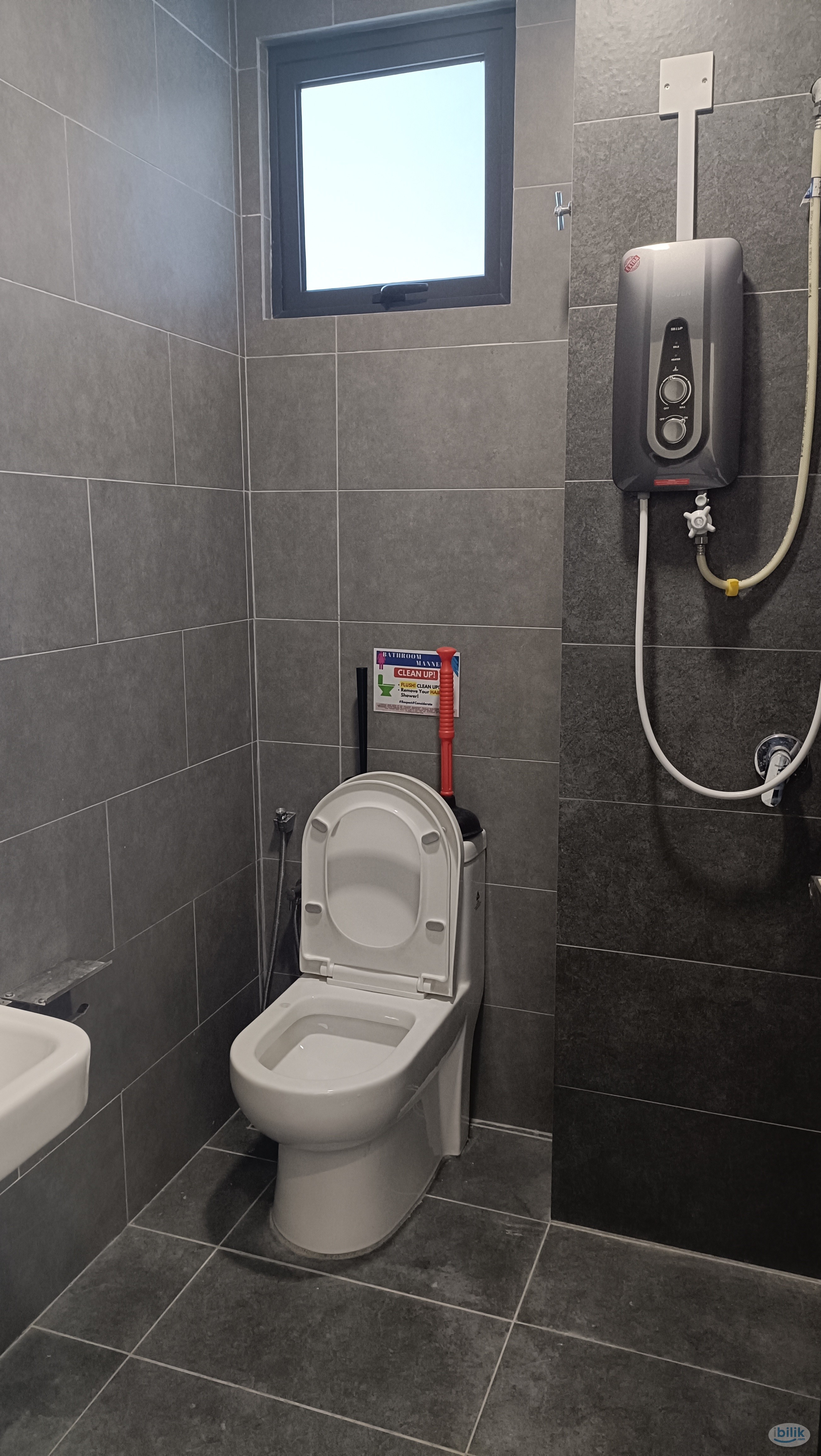 ✨ Neu Suite @ Medium room 🚶 7 Mins Walk 🚄 near Jelatek LRT & Mall - Image 4