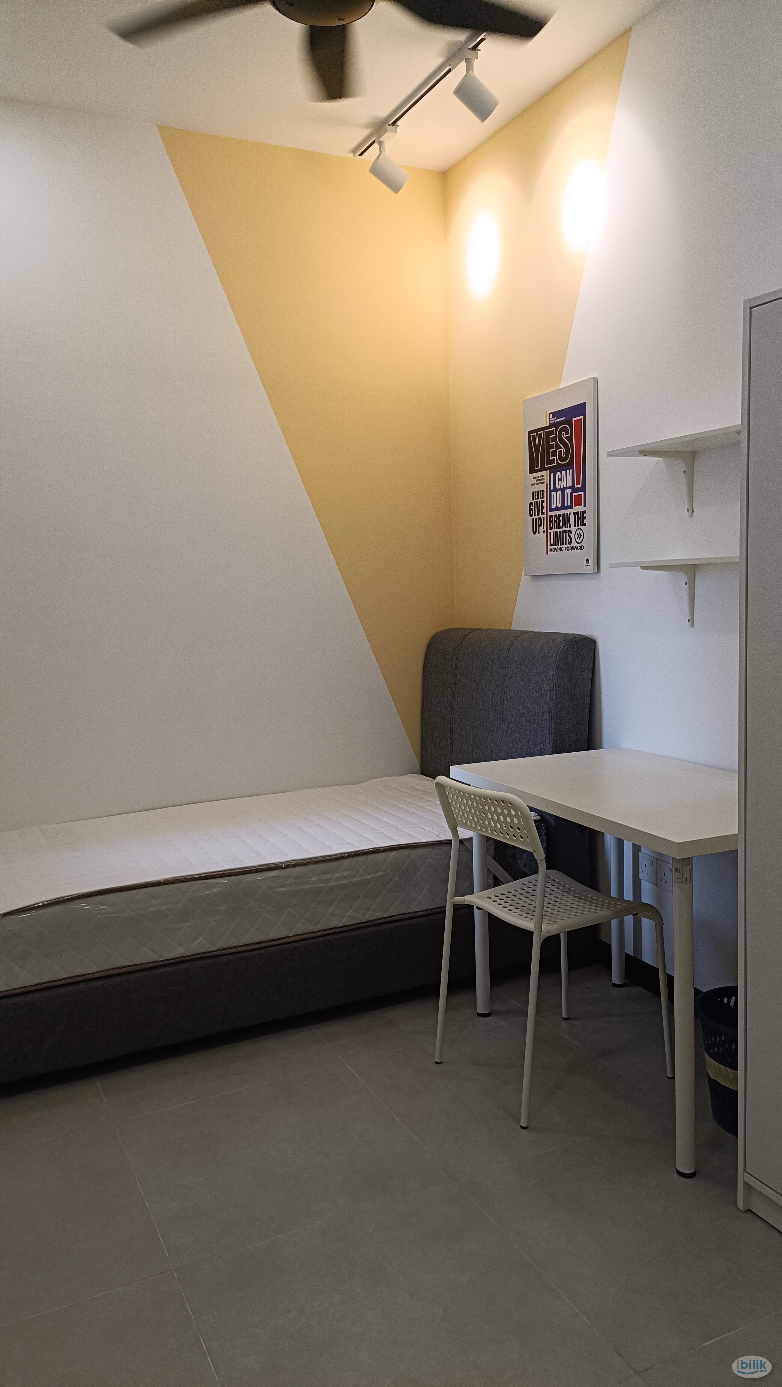 ☘ Neu Suite @ Super Single room 🚶 7 Mins Walk 🚄 near Jelatek LRT & Mall - Image 1
